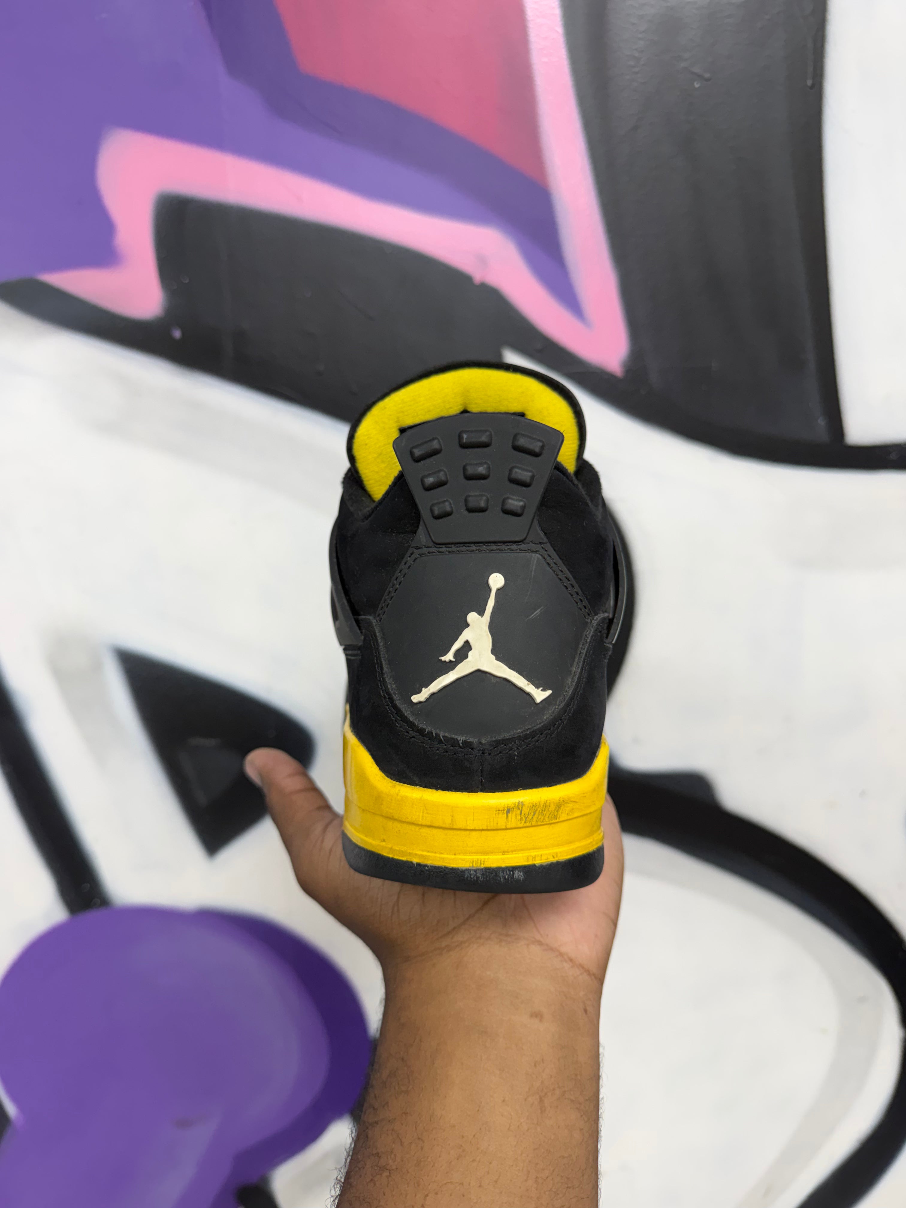 Jordan 4 Thunder Sneakers