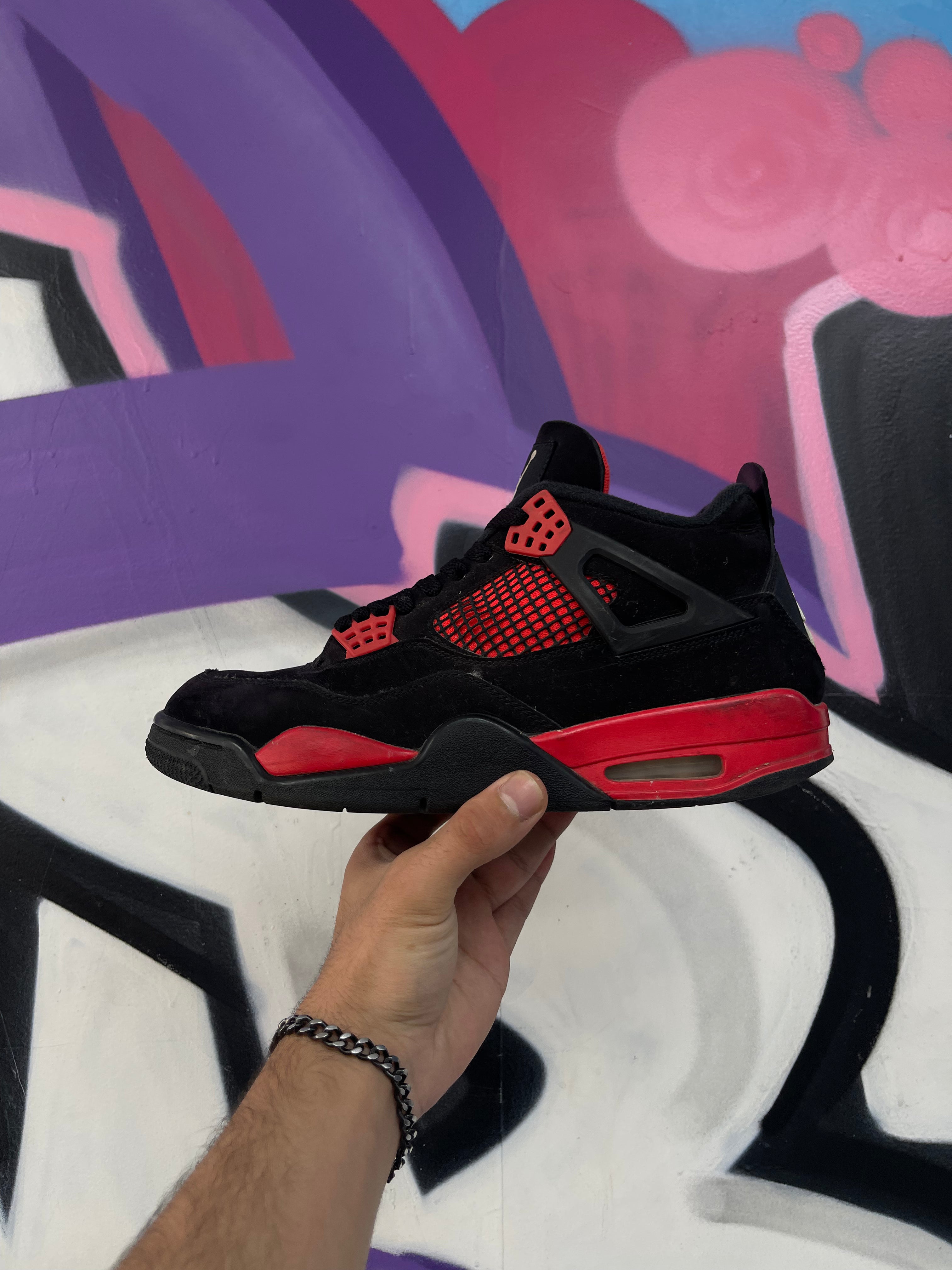 Jordan 4 Red Thunder Sneakers