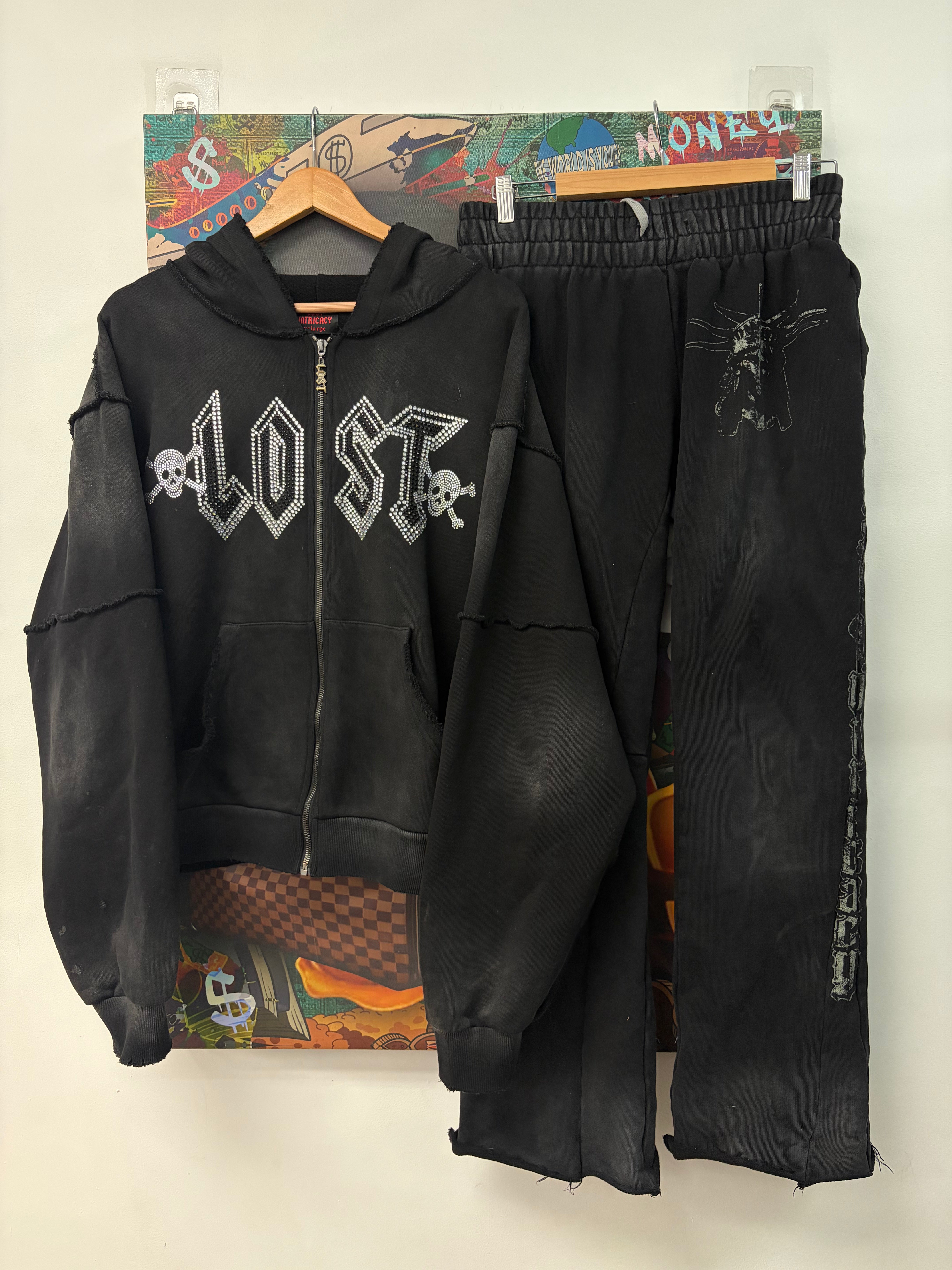 Lost Intricacy Faded Black Skull Sweatsuit