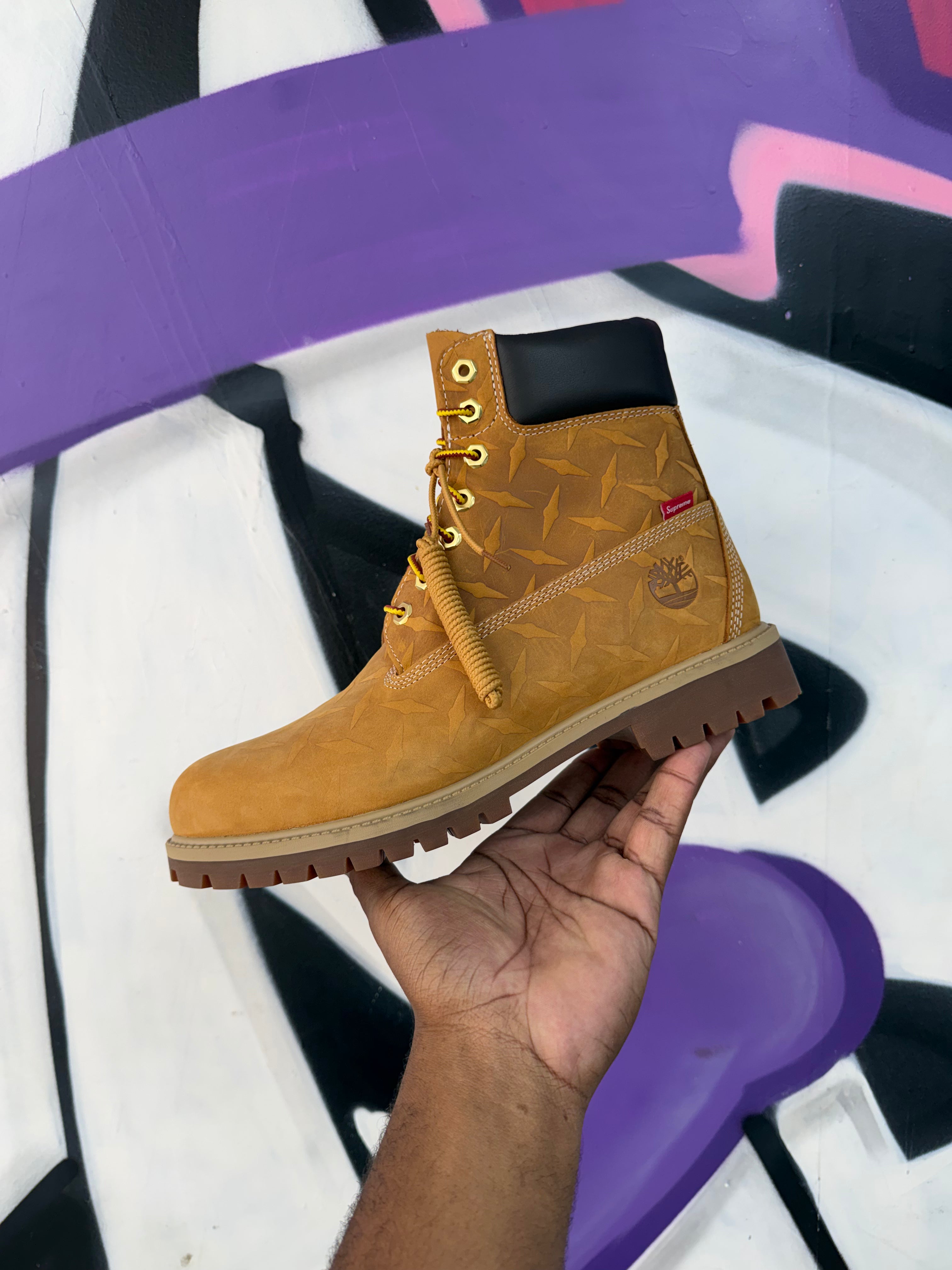 Supreme x Timberland Wheat Diamond Plate 6" Boots