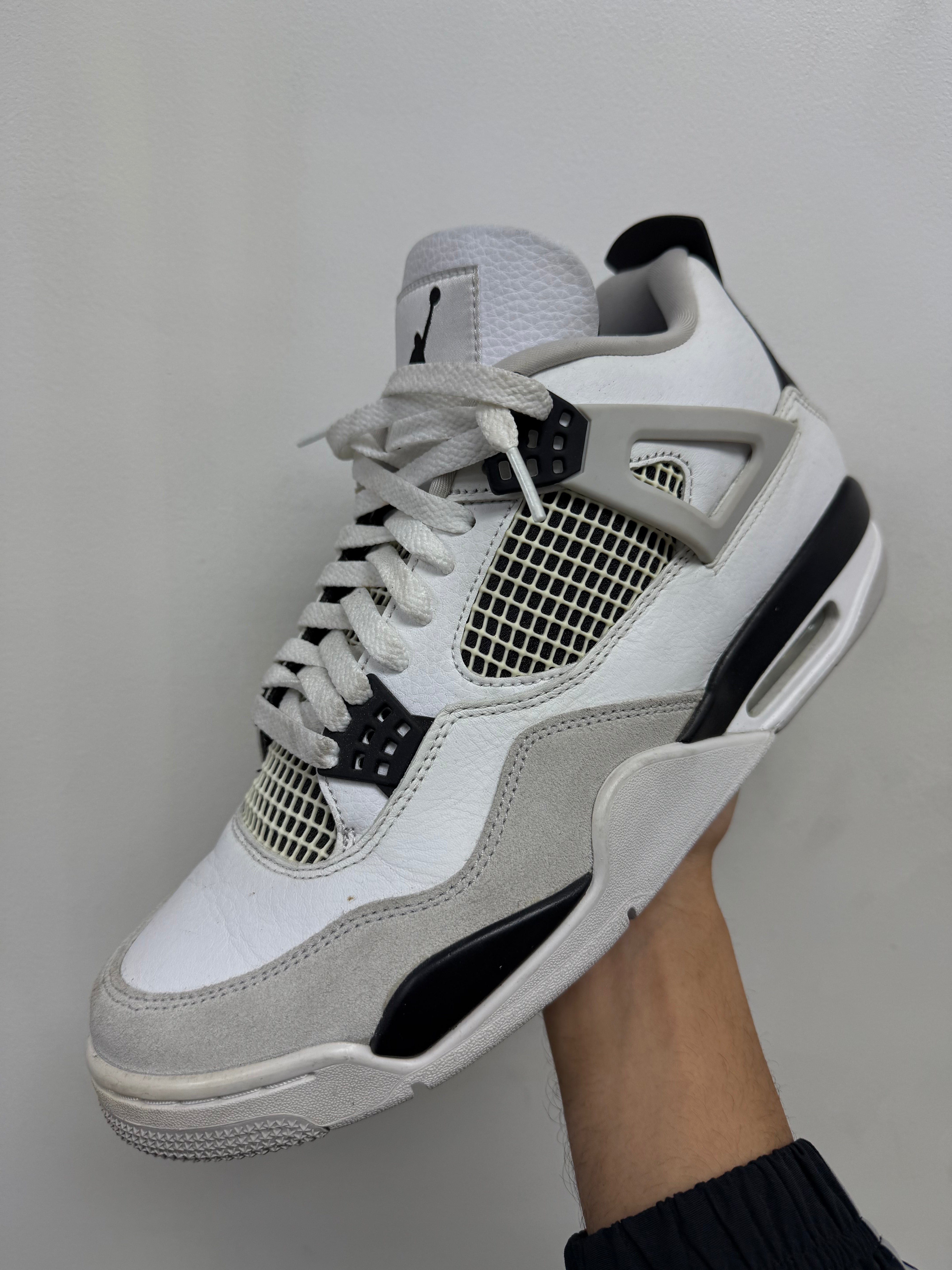 Nike Jordan 4 Military Black Sneakers