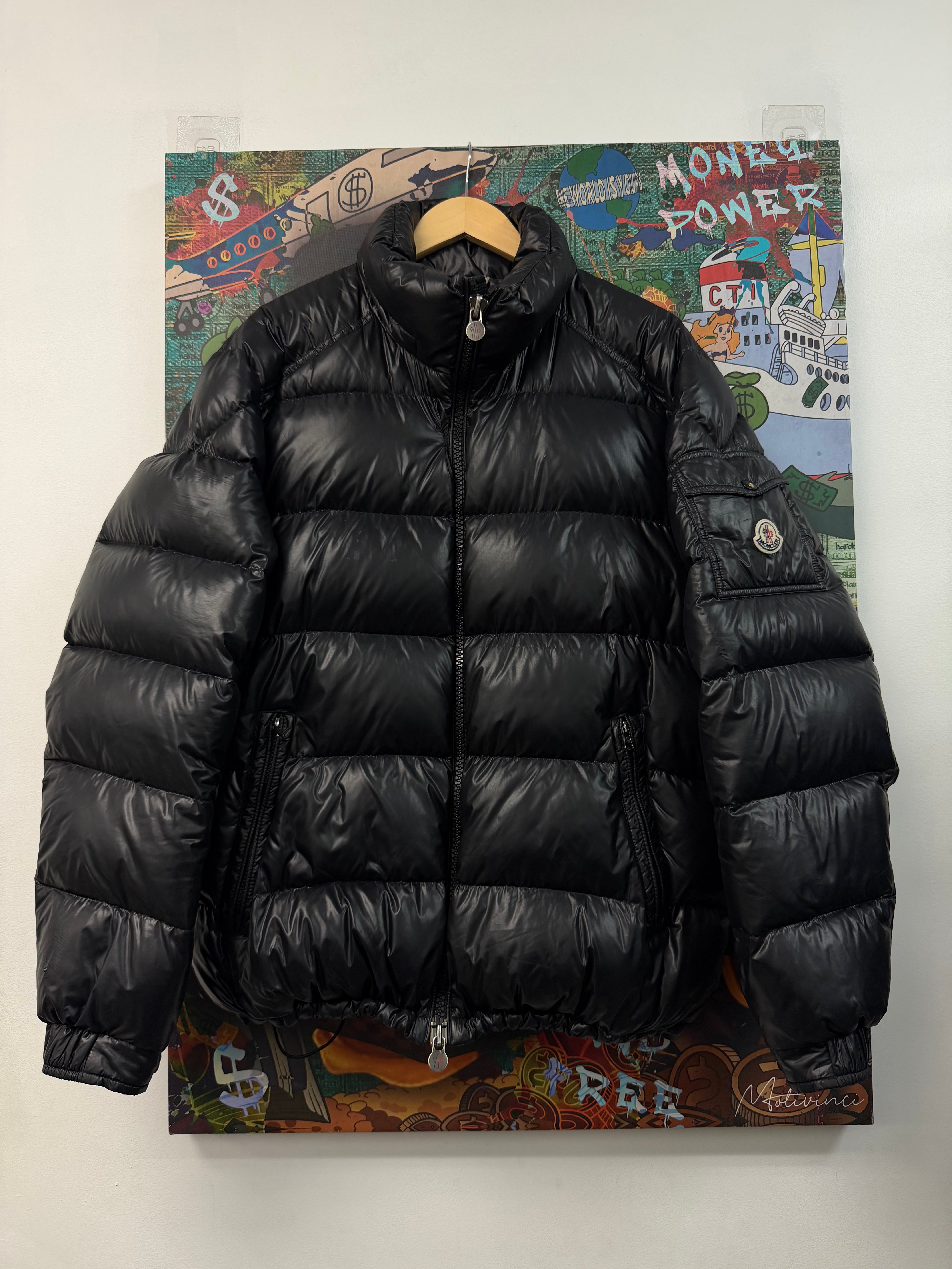 Moncler Maya Black Used XXL