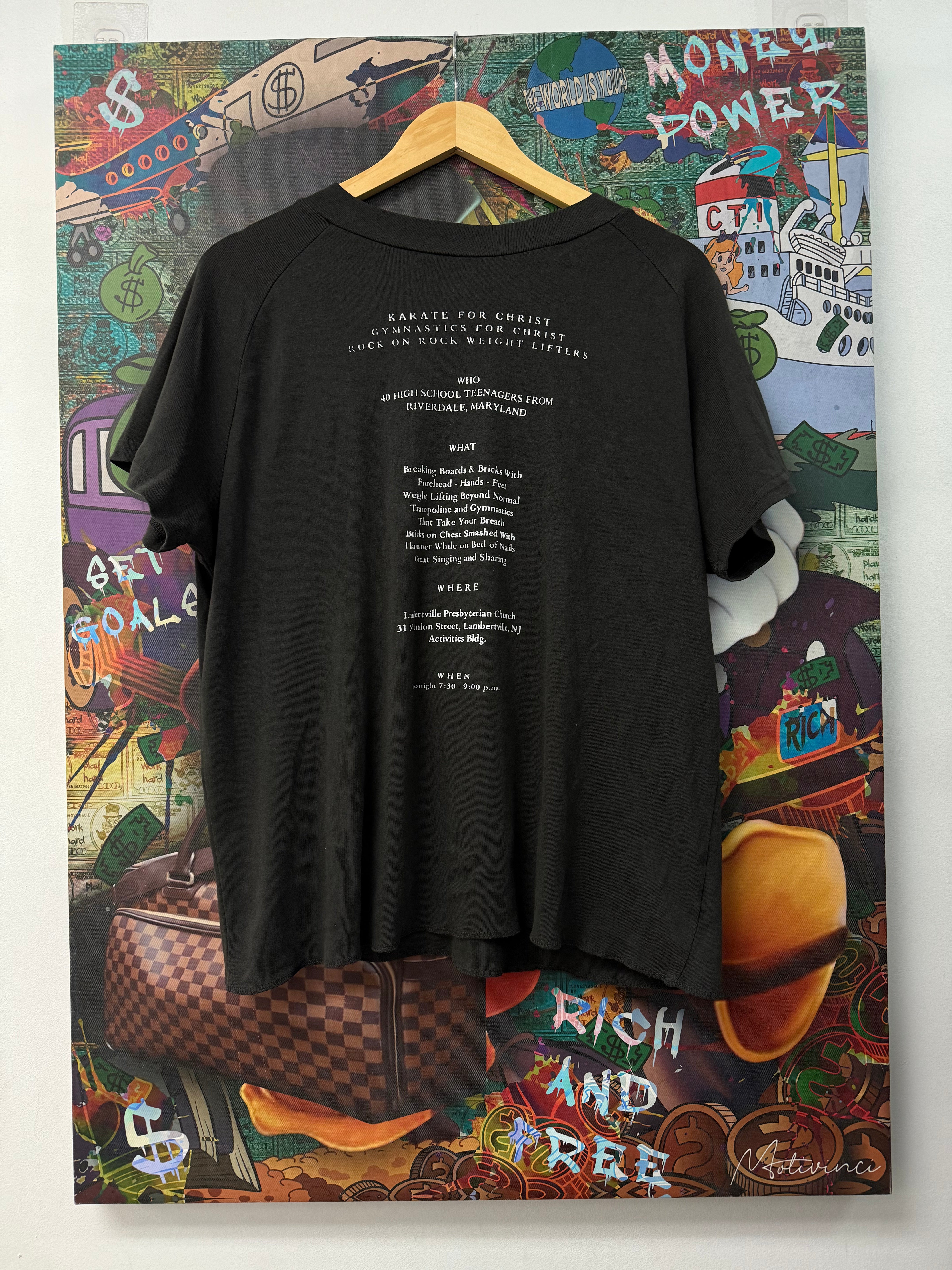 ENFANTS RICHES DÉPRIMÉS Karate For Jesus Holiday Tee