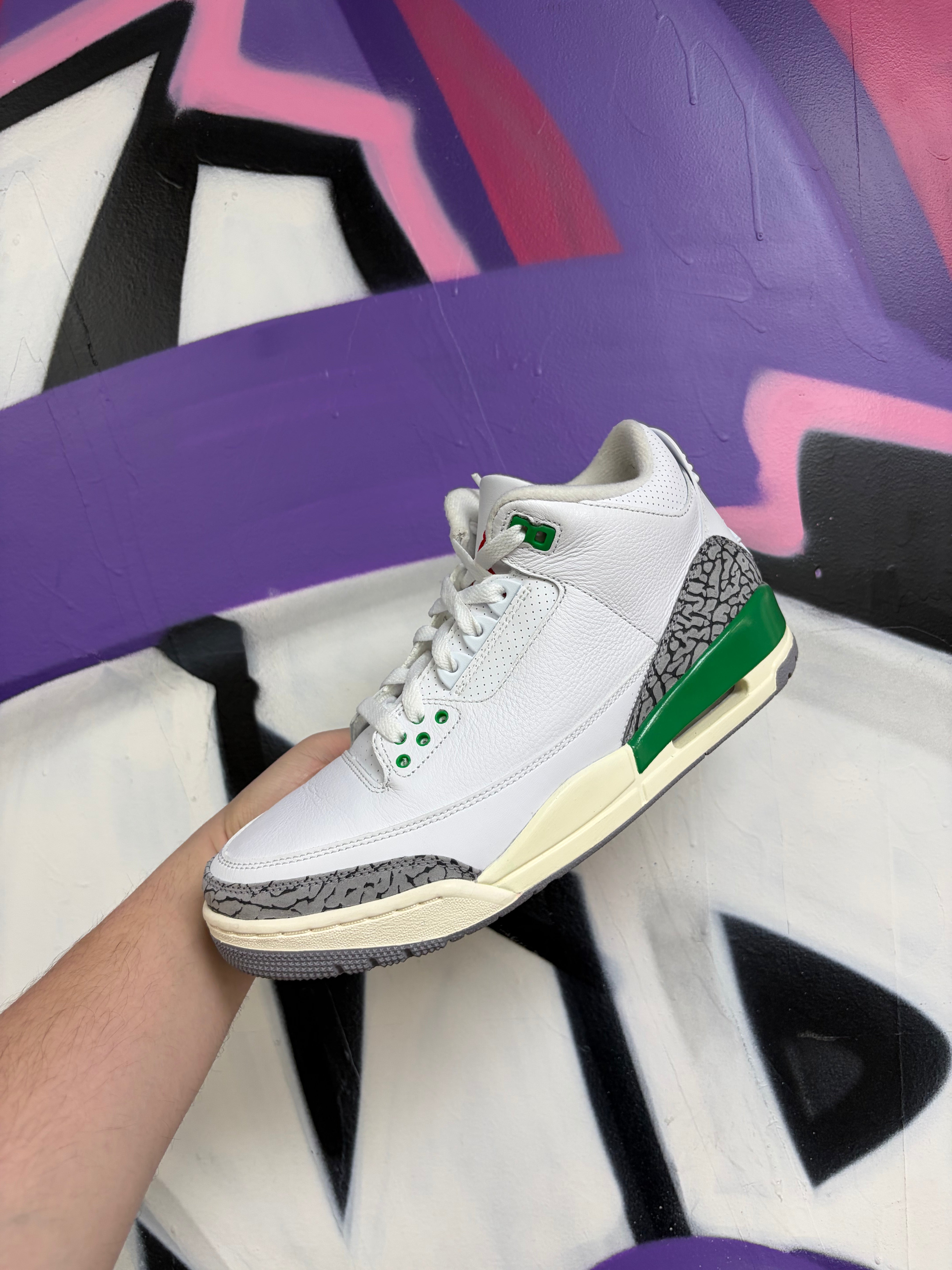 Jordan 3 Lucky Green Sneakers