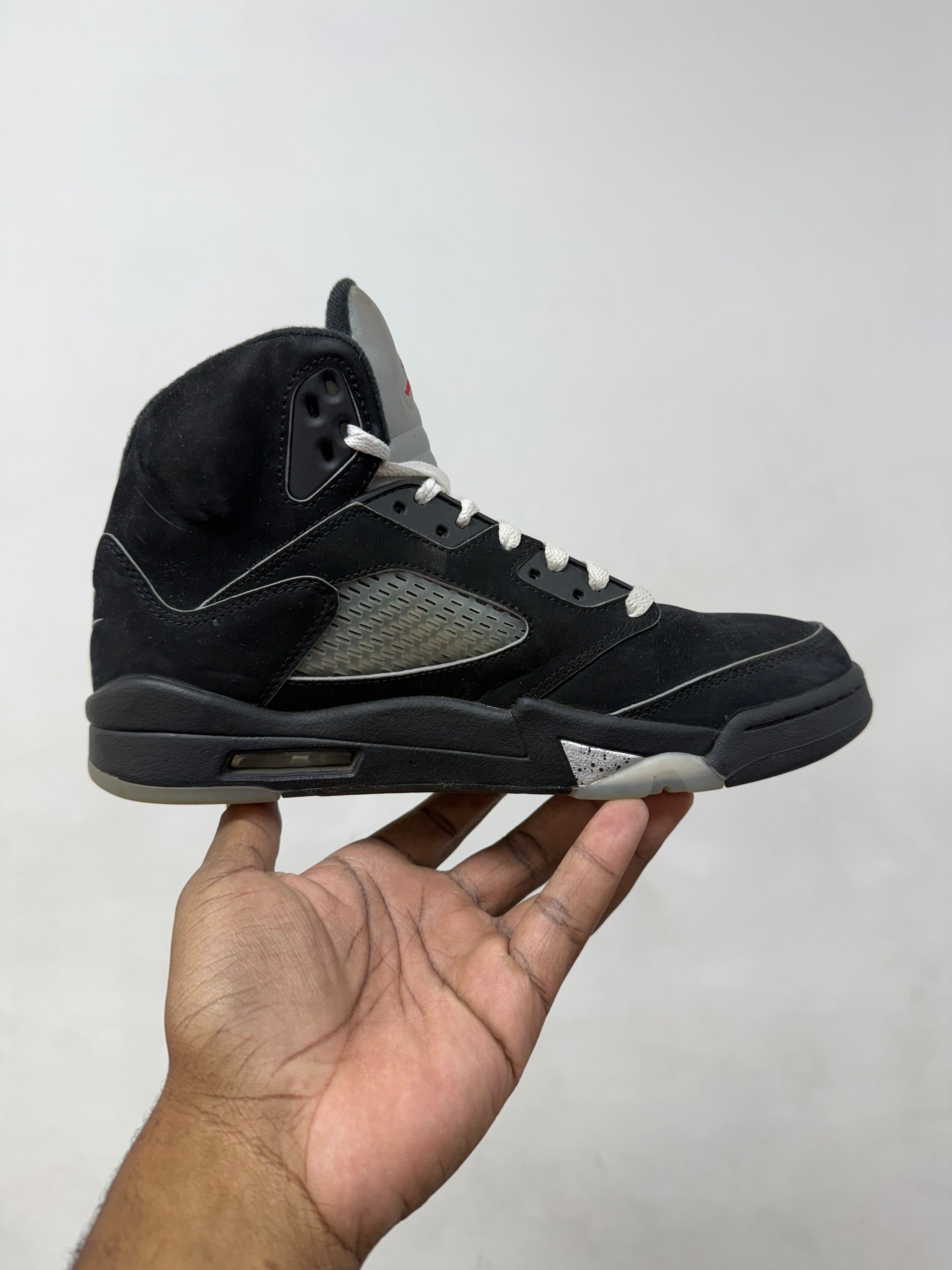Jordan 5 Black Metallic Sneakers