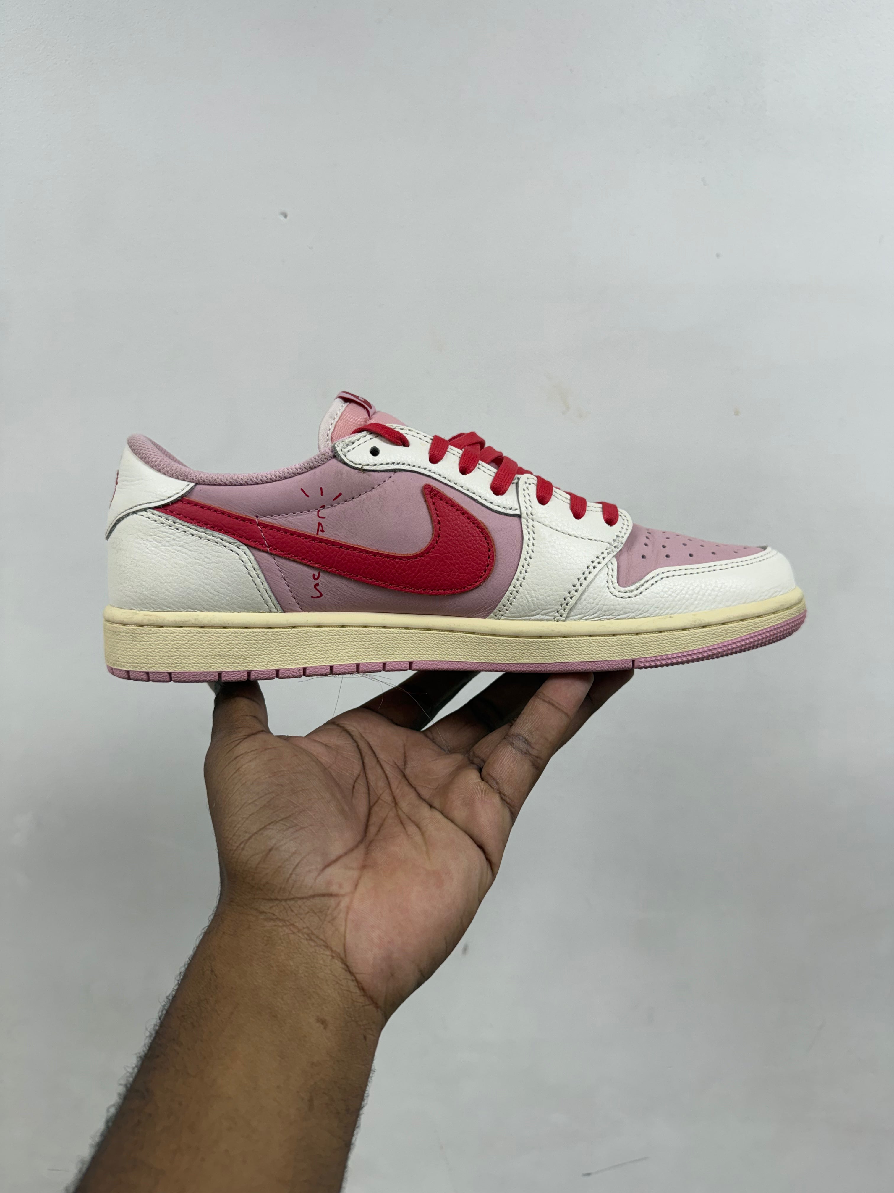 Jordan 1 Low Travis Scott Muslin Sneakers