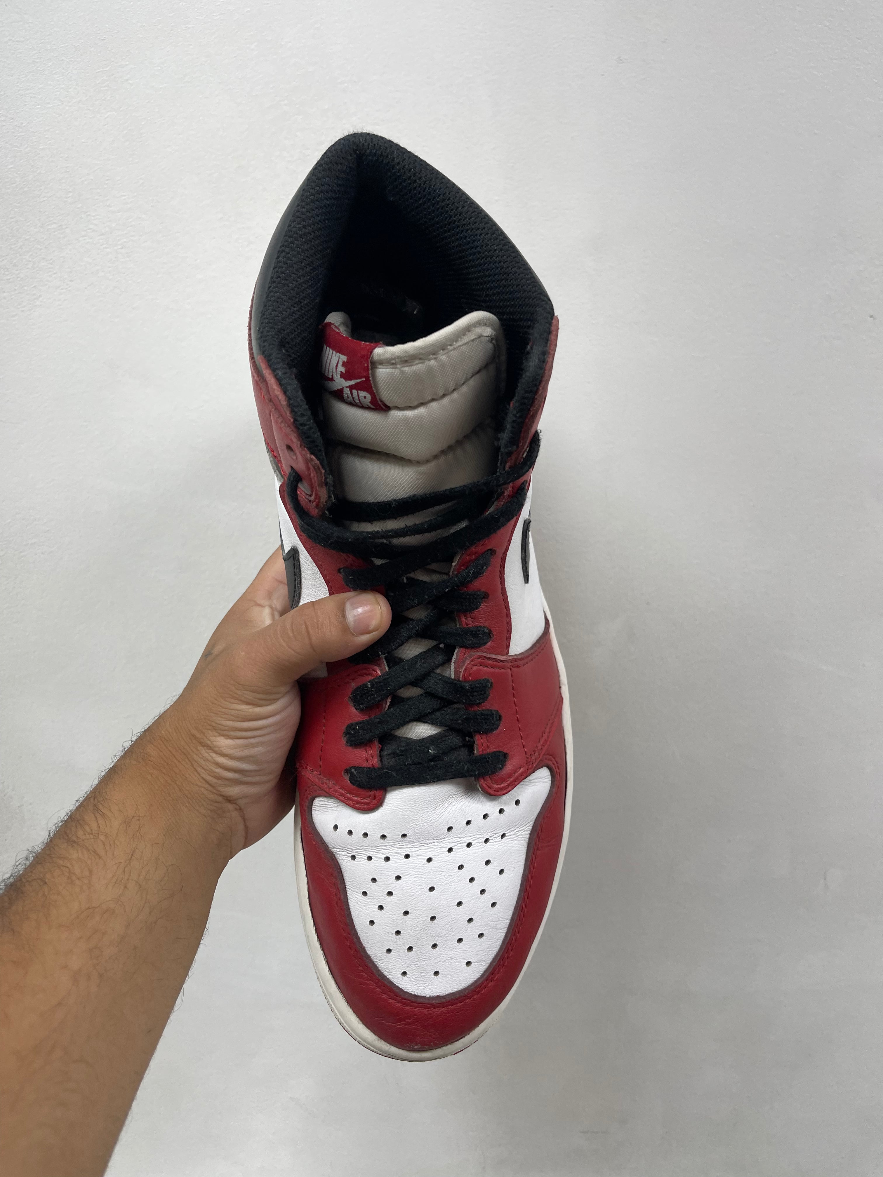 Jordan 1 Chicago (2015) Sneakers