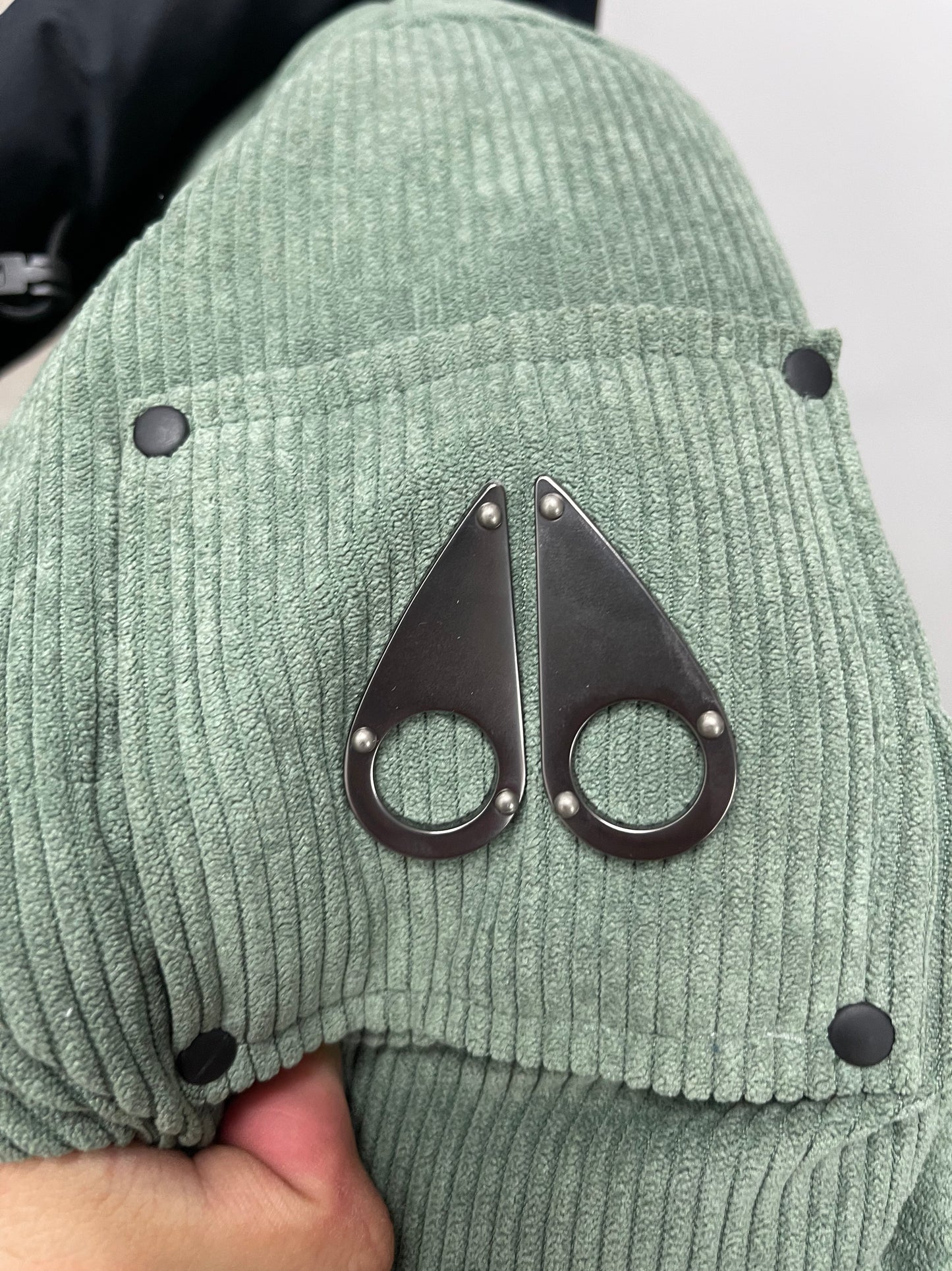 Moose Knuckles Green Corduroy Puffer Jacket Like New