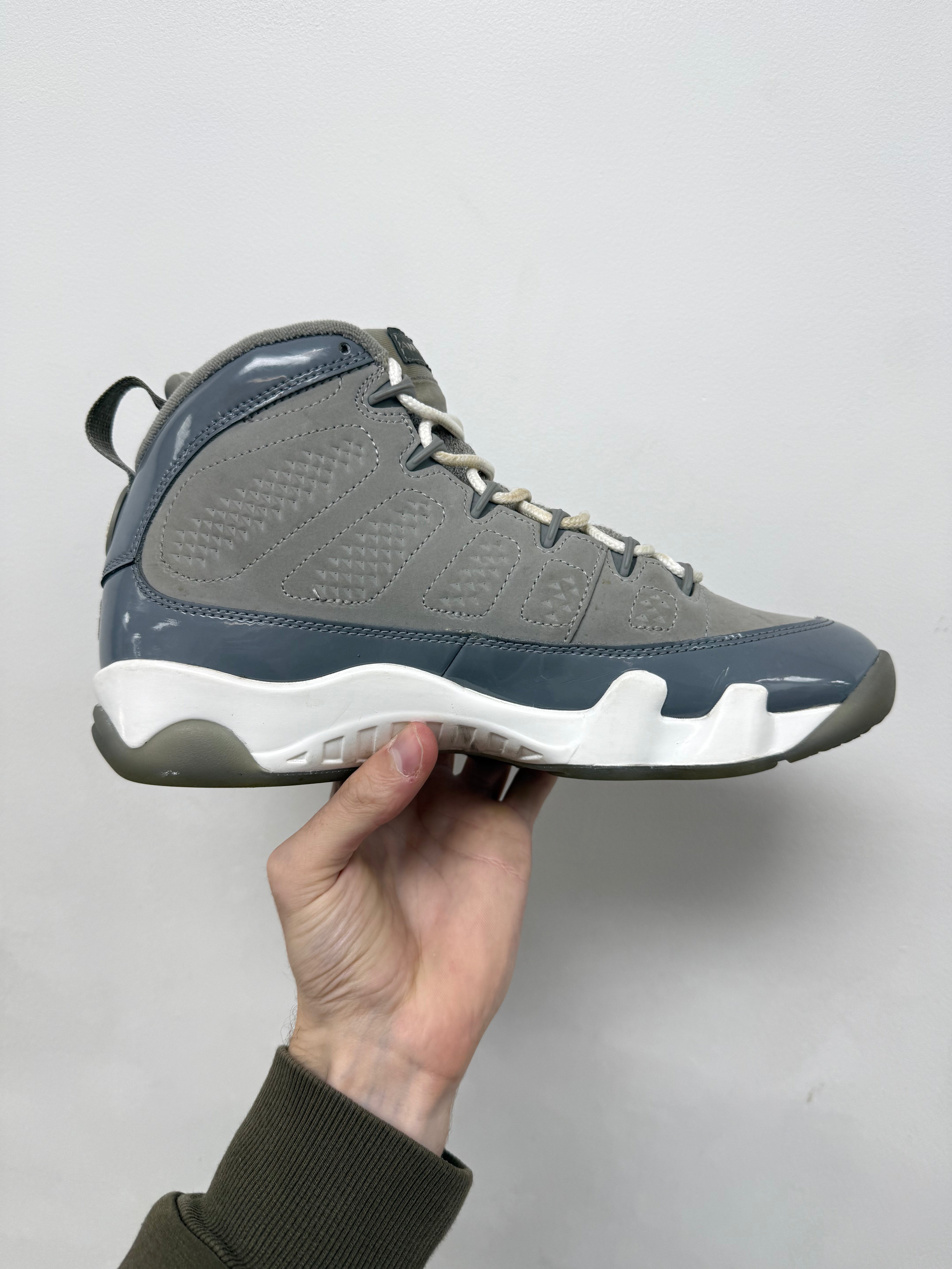 Jordan 9 Cool Grey Sneakers