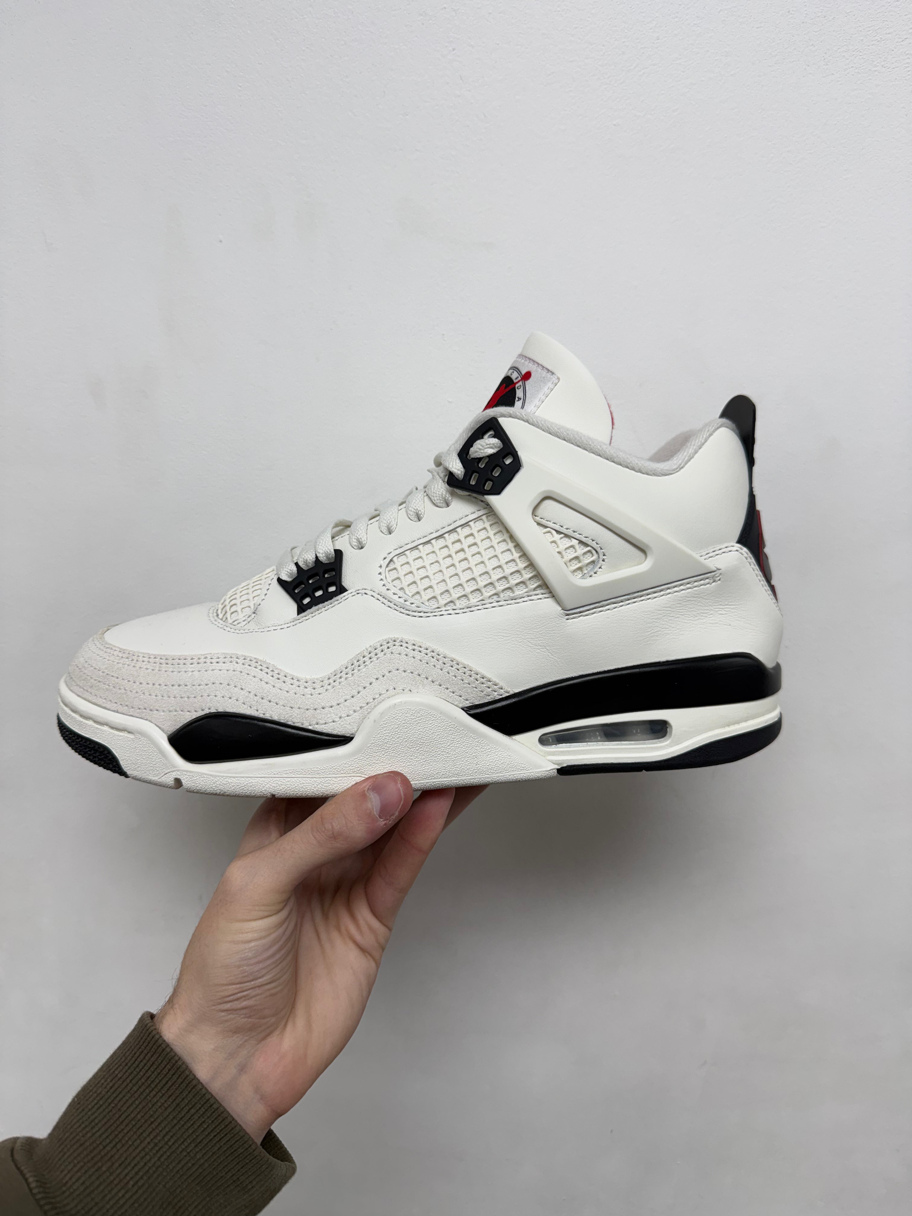 Jordan 4 Fight Club Sneakers