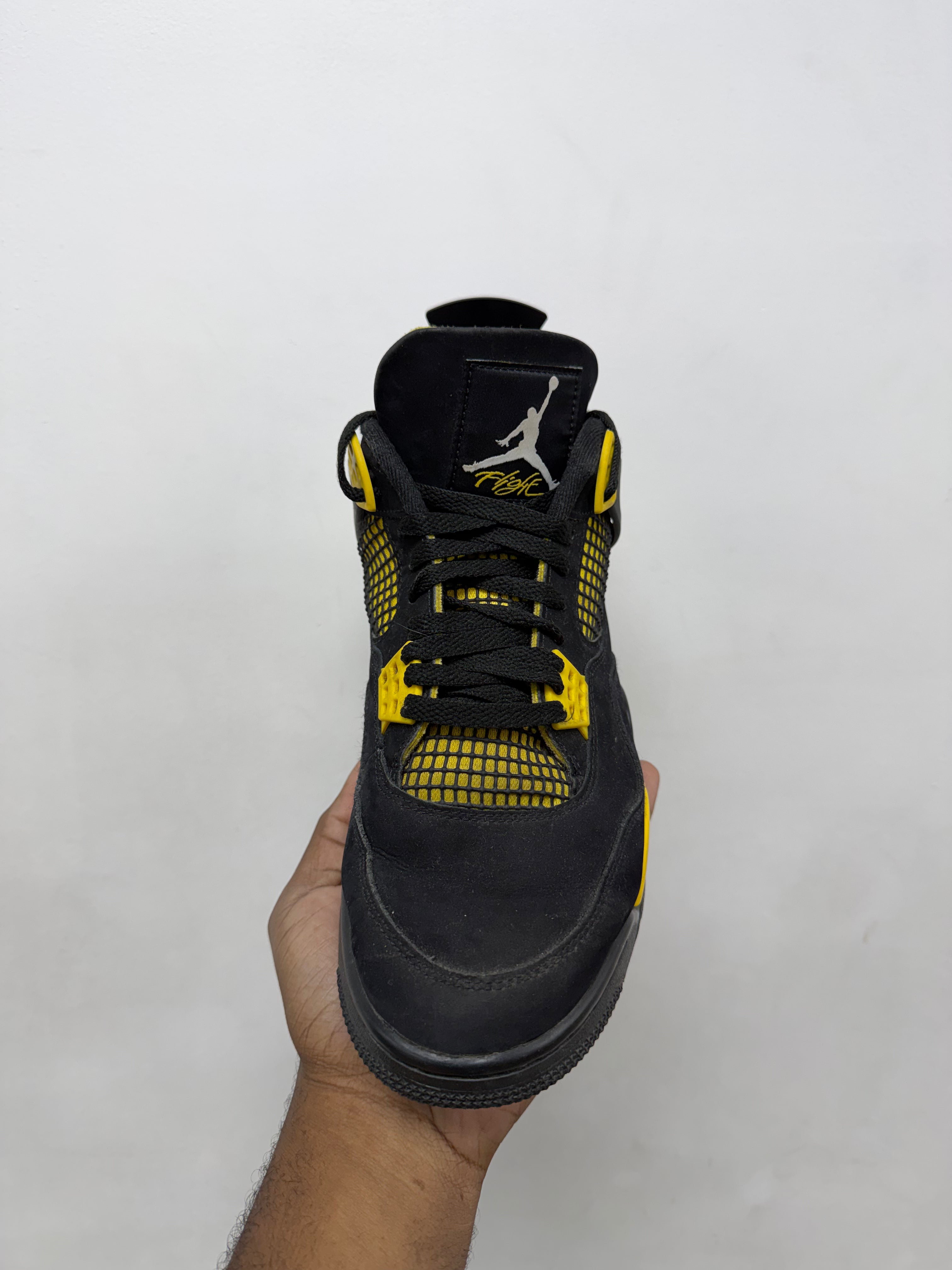 Jordan 4 Thunder Sneakers
