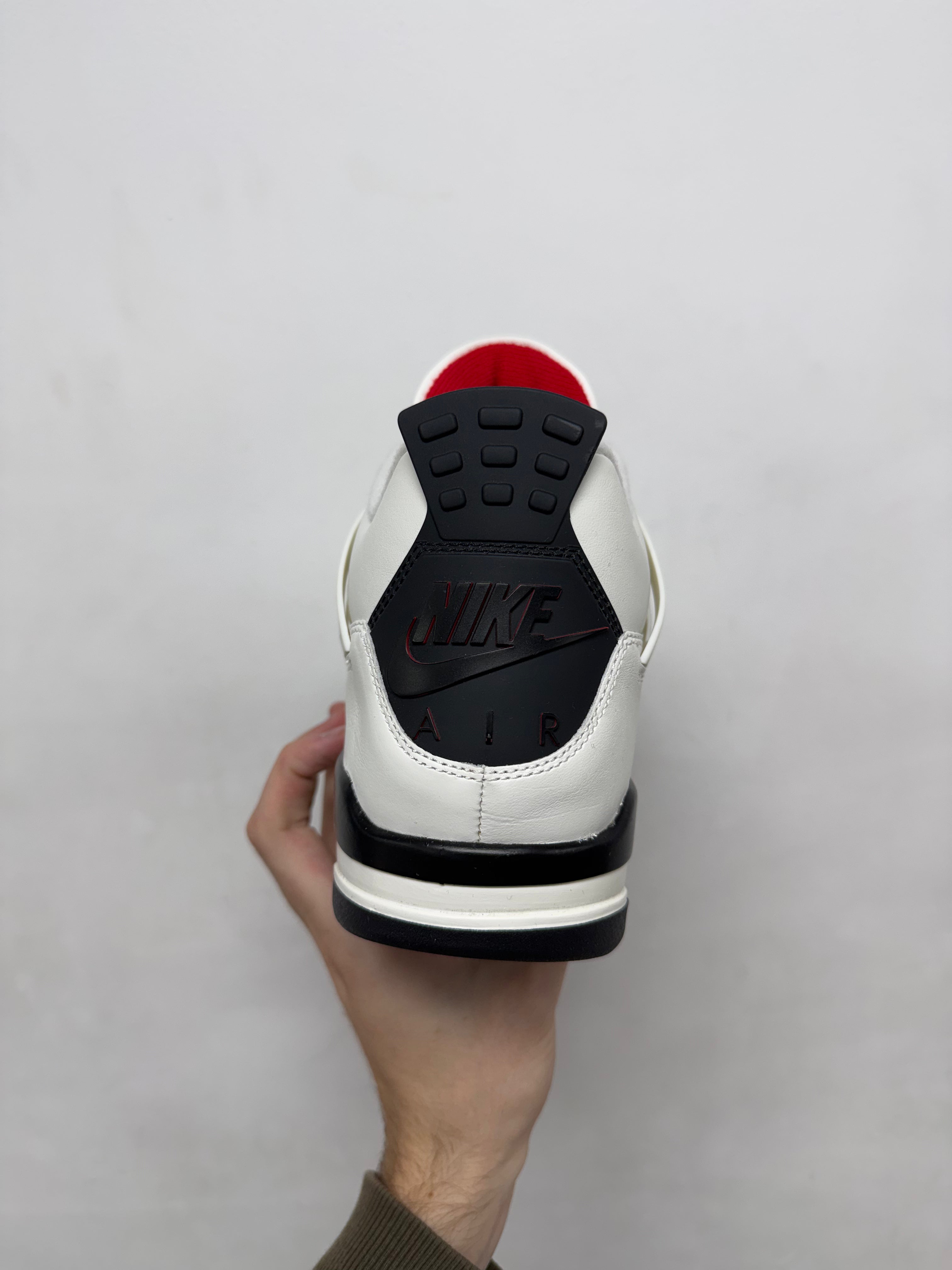 Jordan 4 Fight Club Sneakers