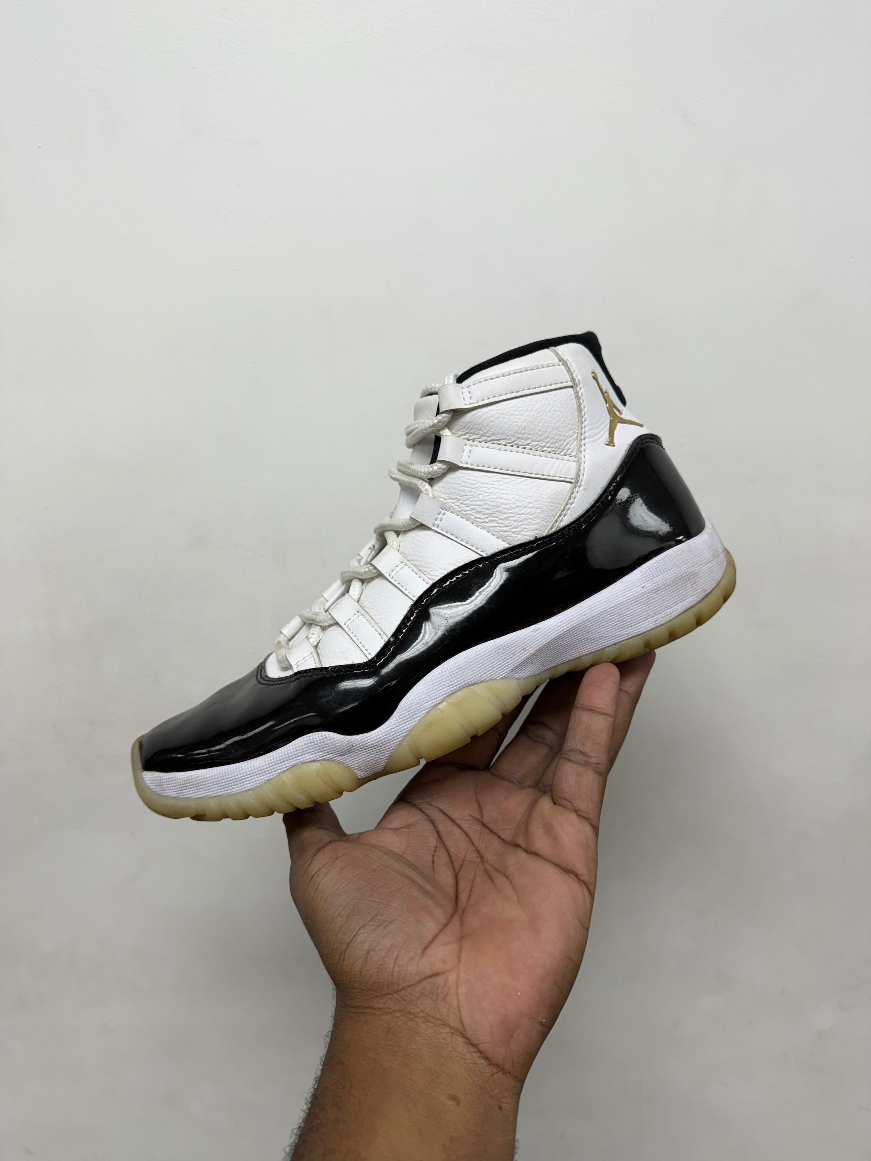 Jordan 11 DMP Sneakers