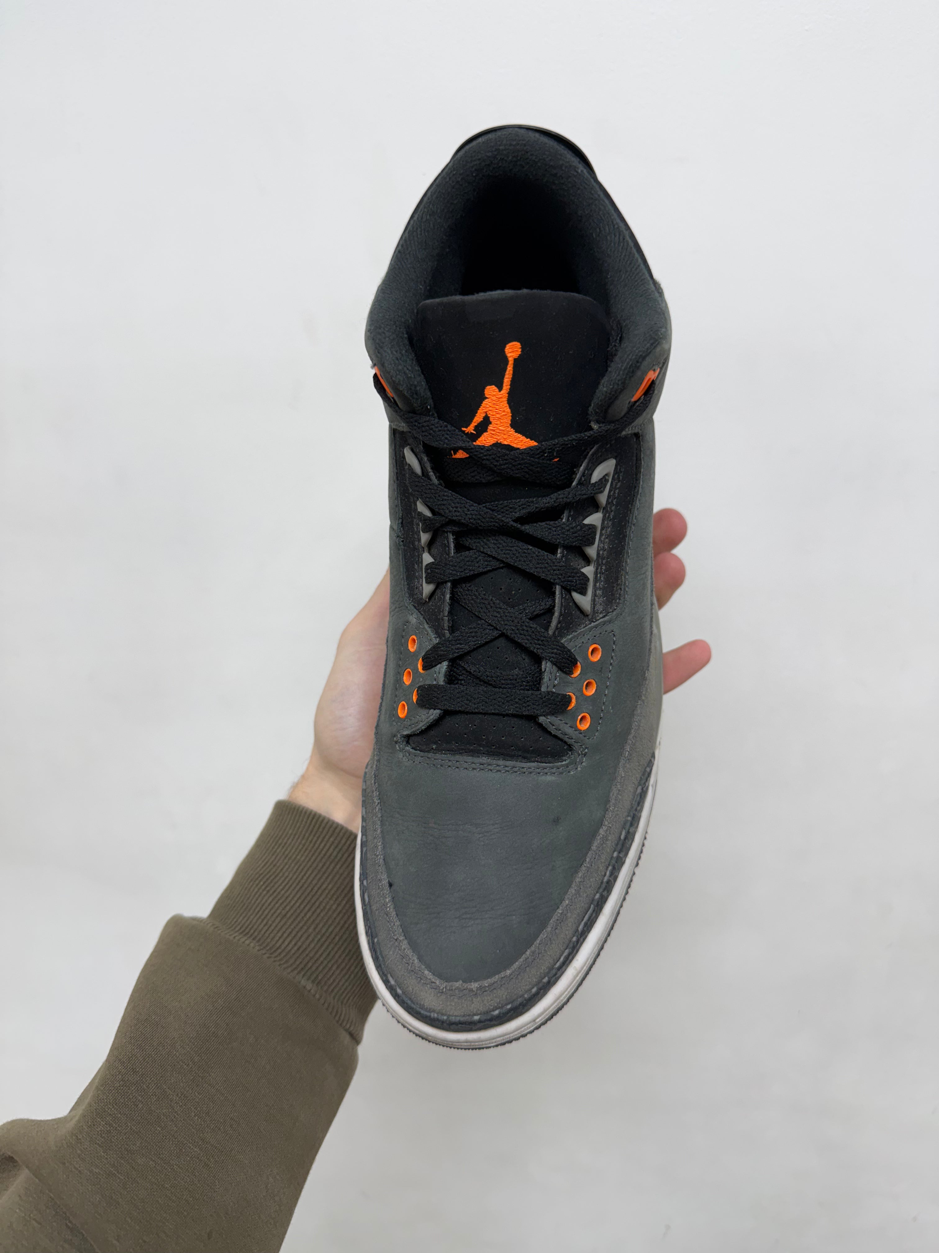 Jordan 3 Fear Sneakers