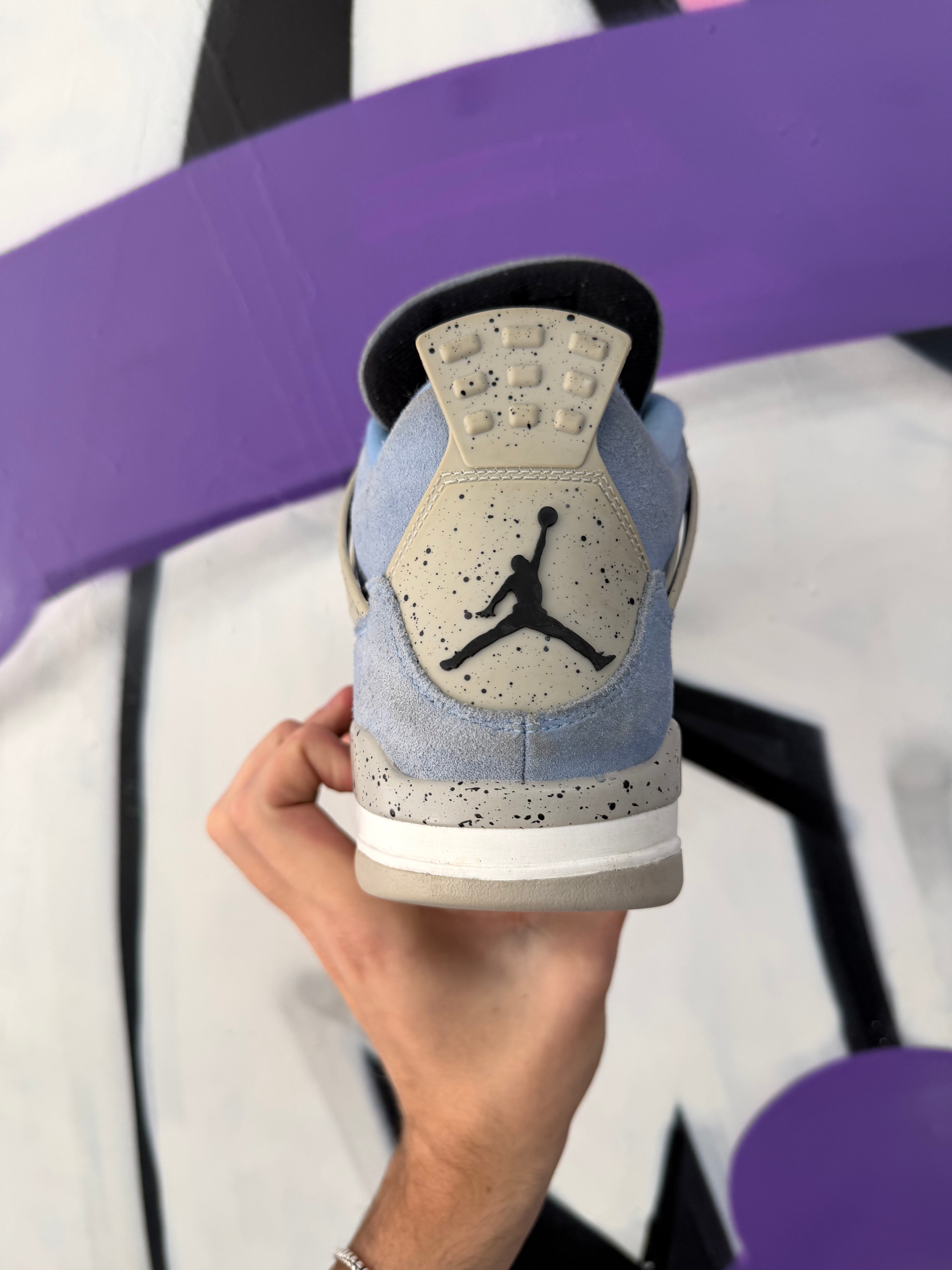 Jordan 4 University Blue Sneakers