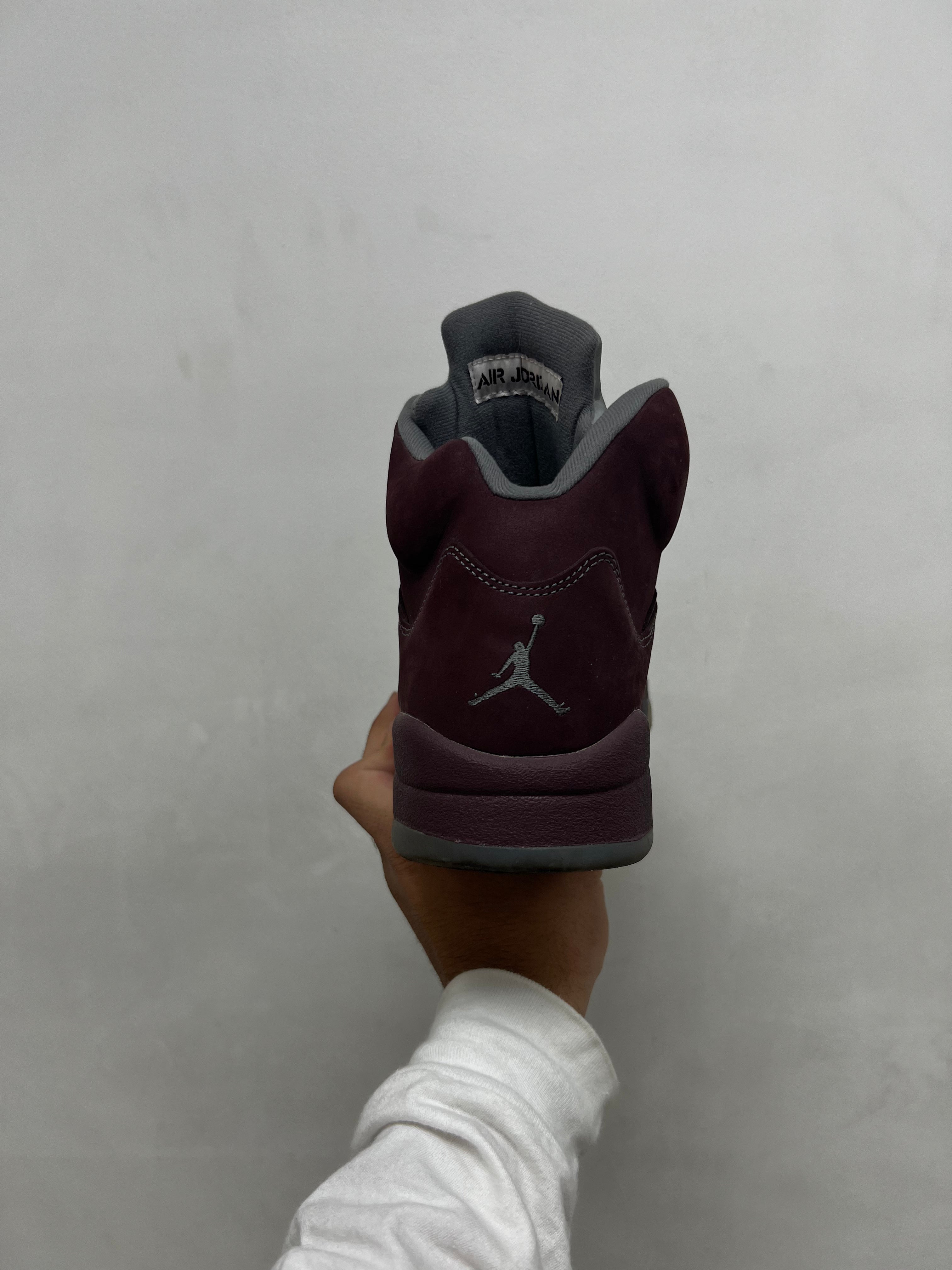 Jordan 5 Burgundy Sneakers