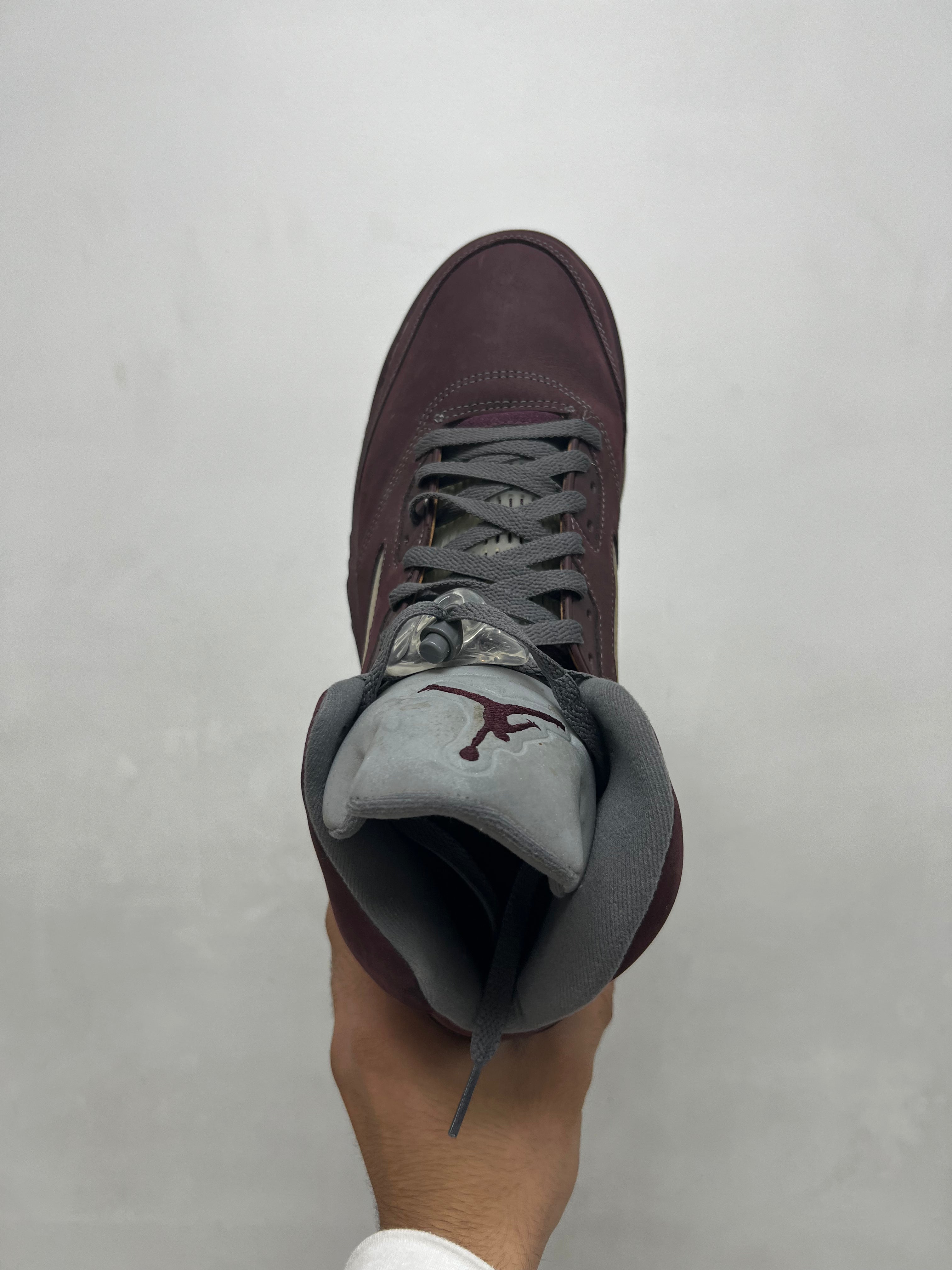 Jordan 5 Burgundy Sneakers