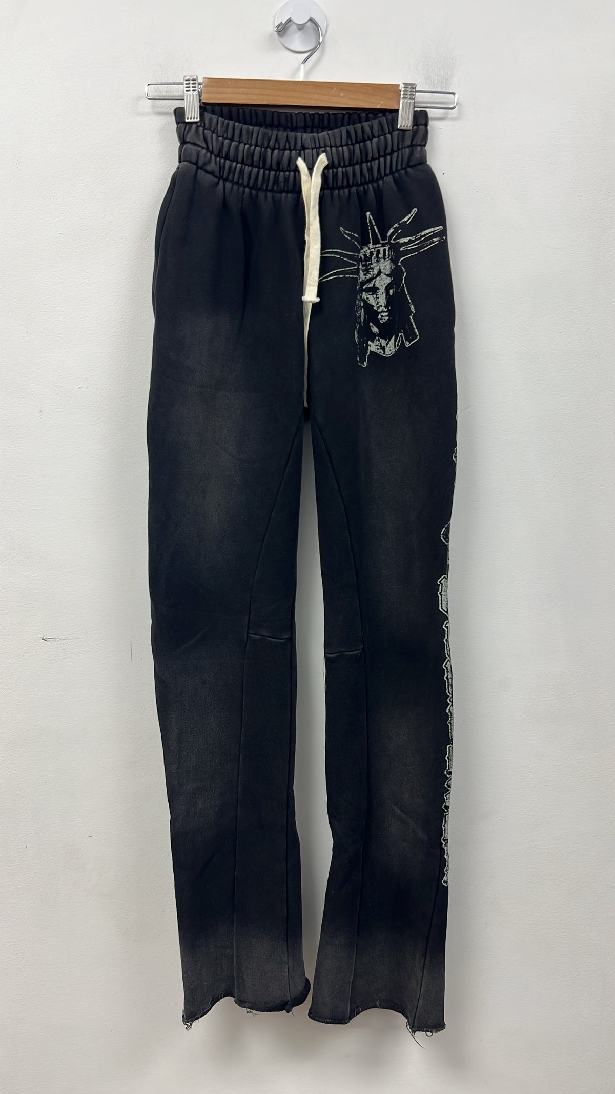 Lost Intricacy Black Liberty Sweats