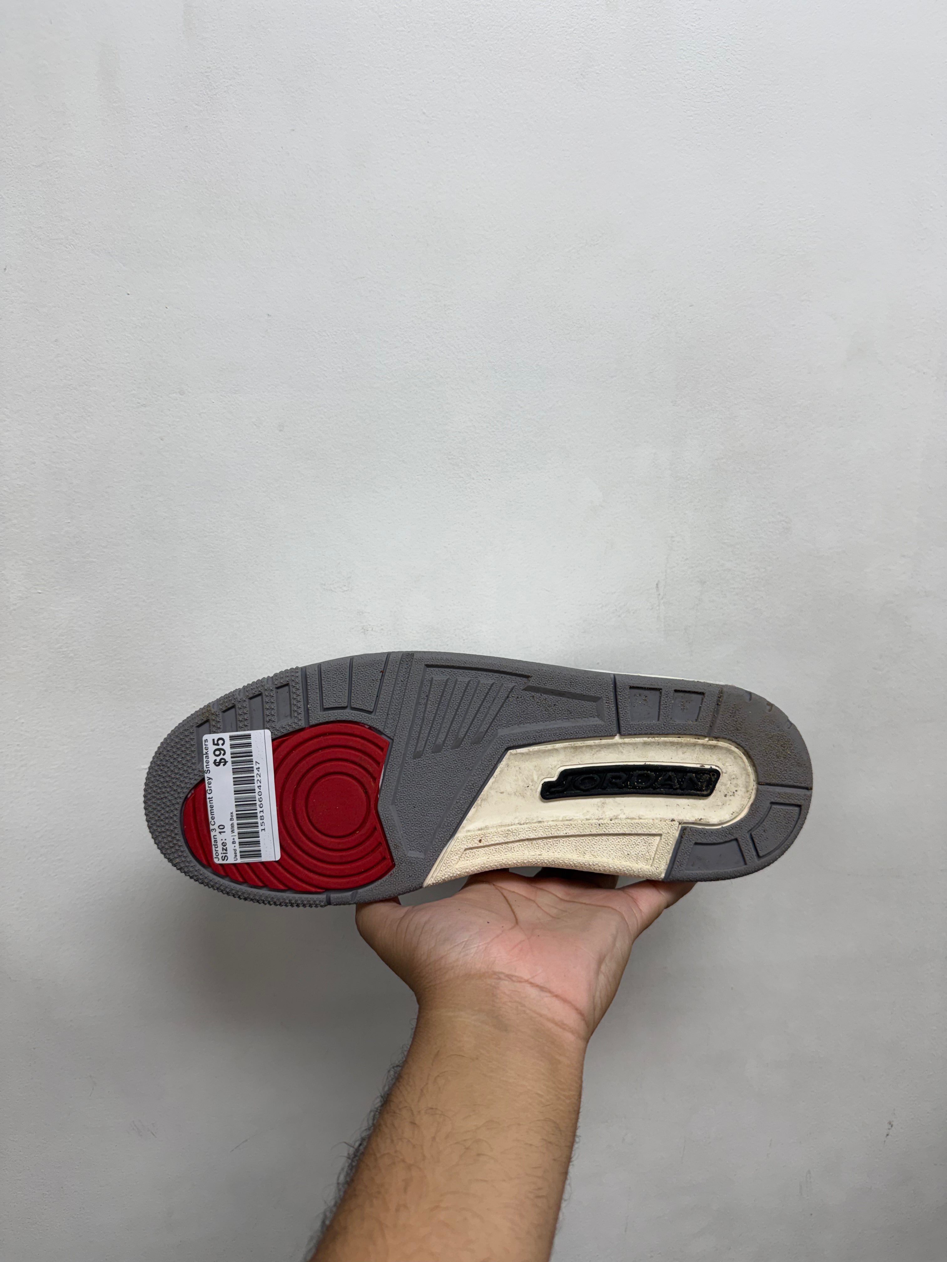 Jordan 3 Cement Grey Sneakers
