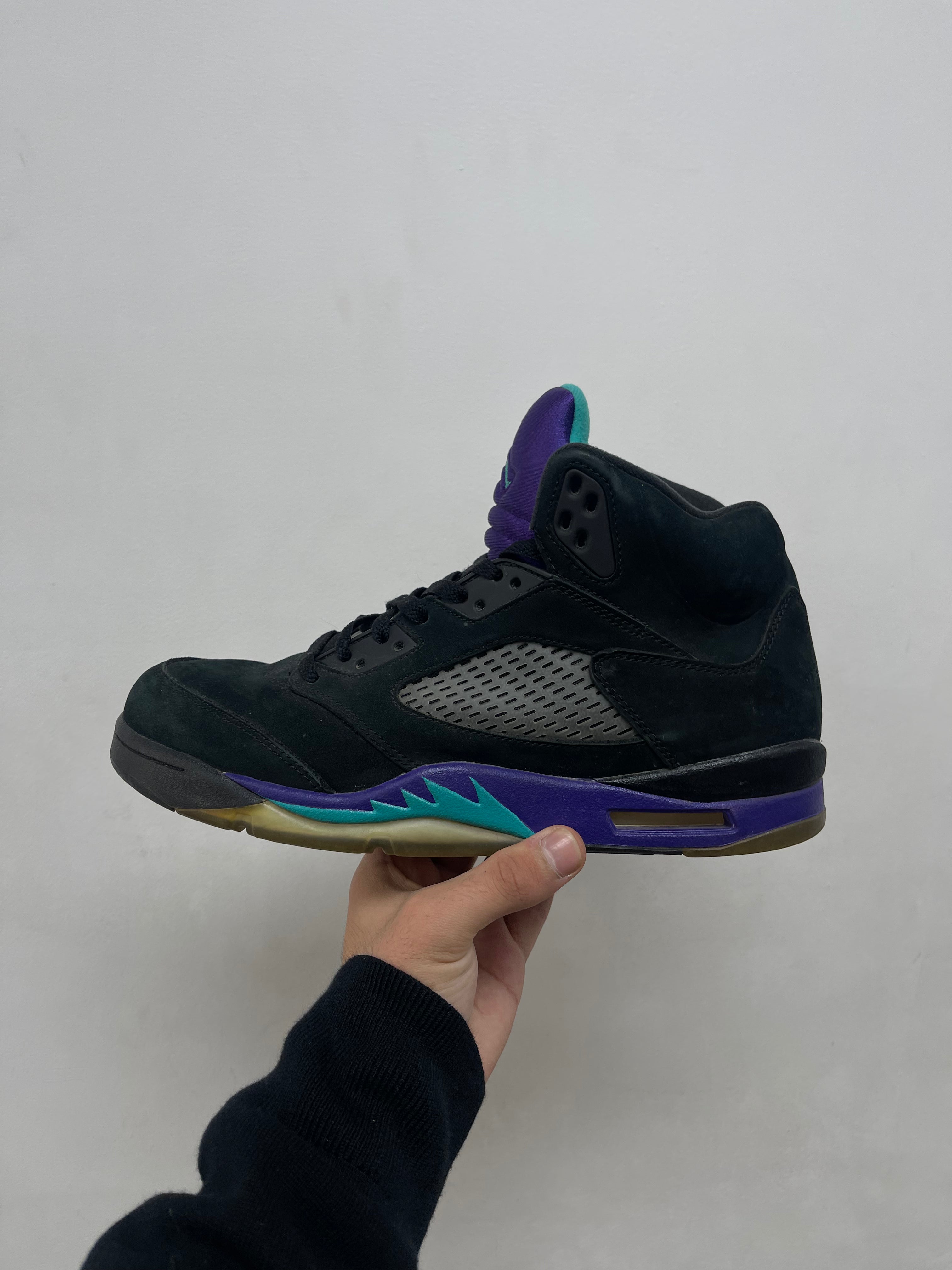 Jordan 5 Grape Sneakers