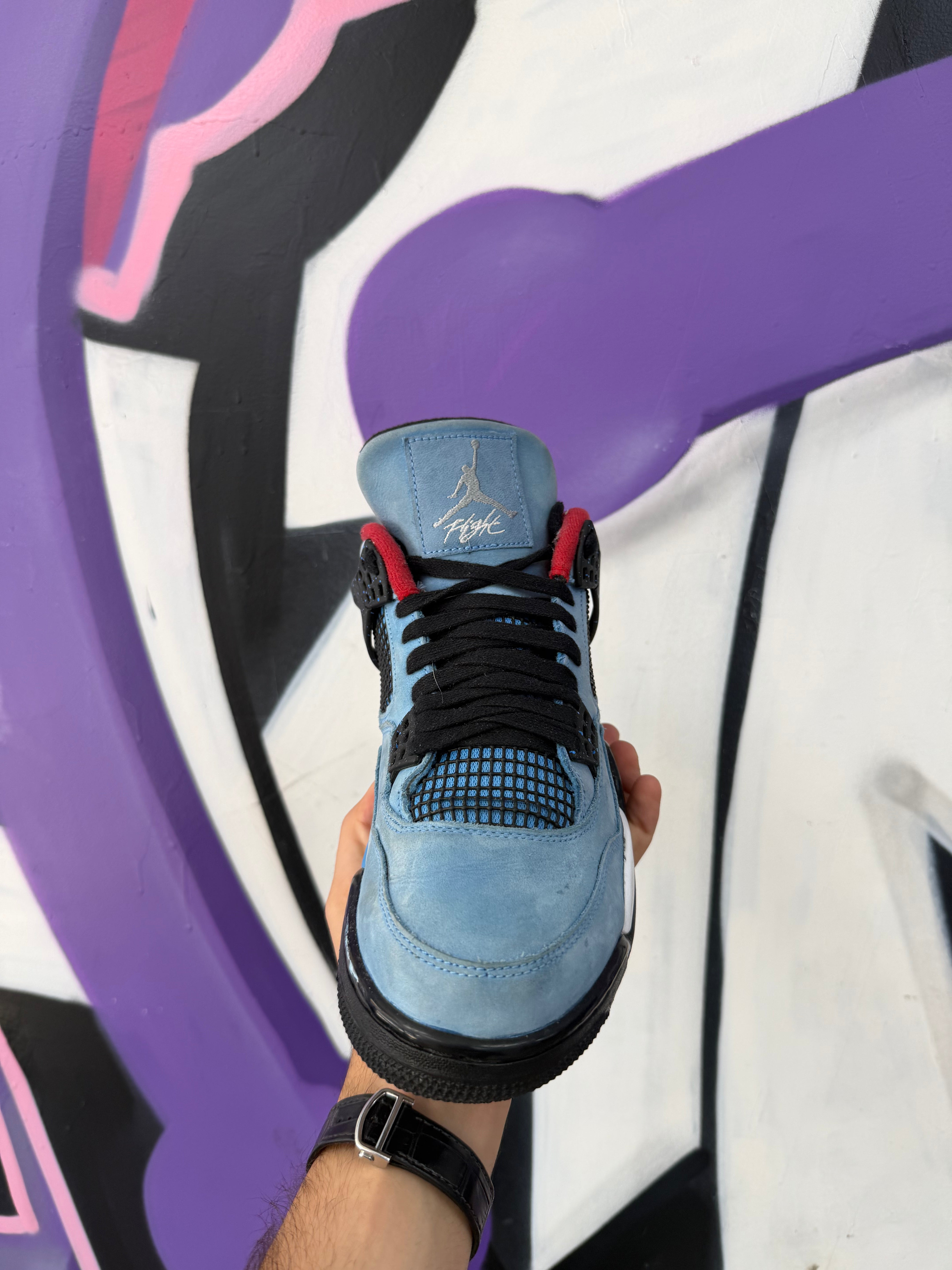 Jordan 4 Cactus Jack Sneakers