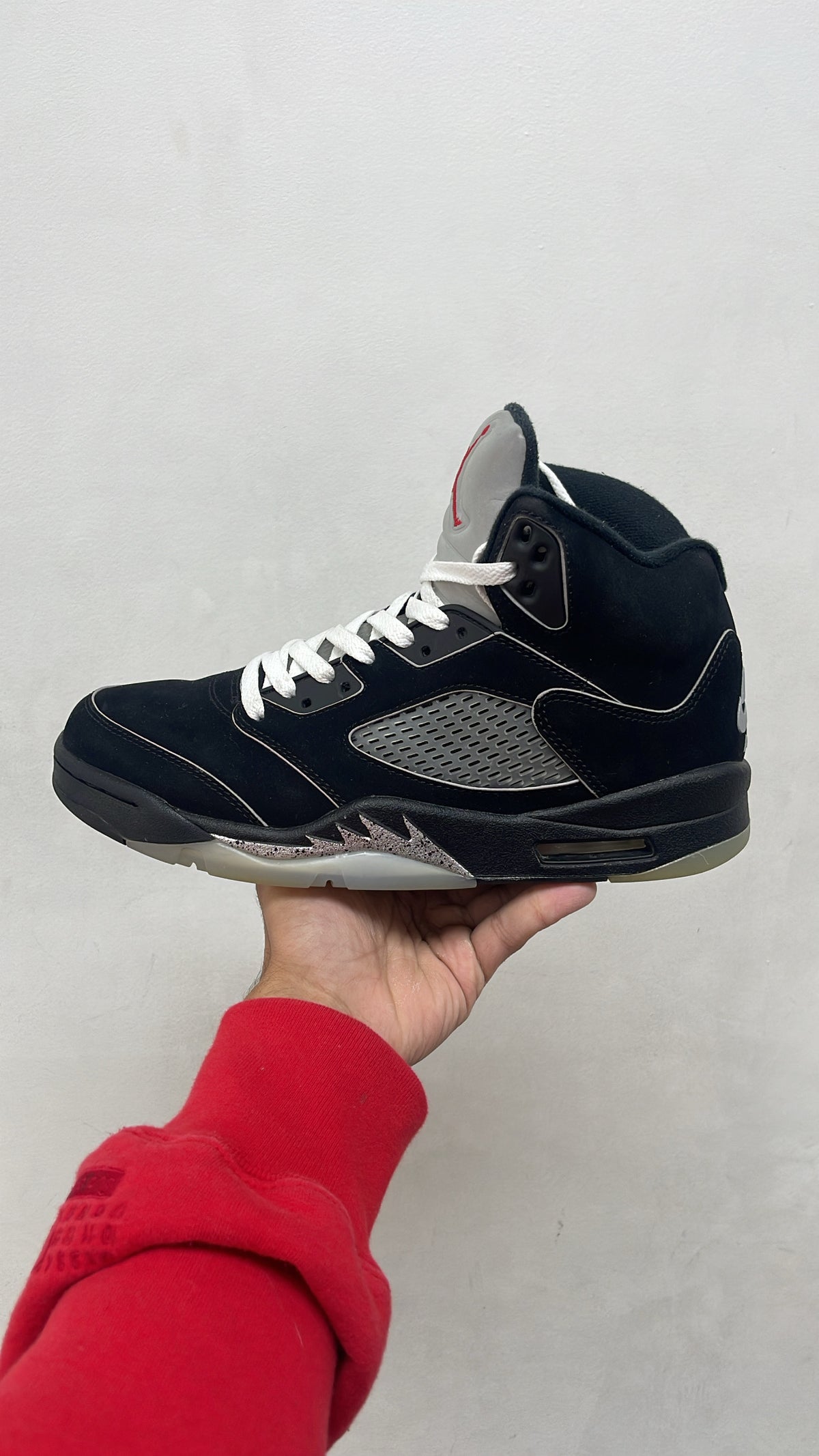 Jordan 5 Black Metallic Sneakers