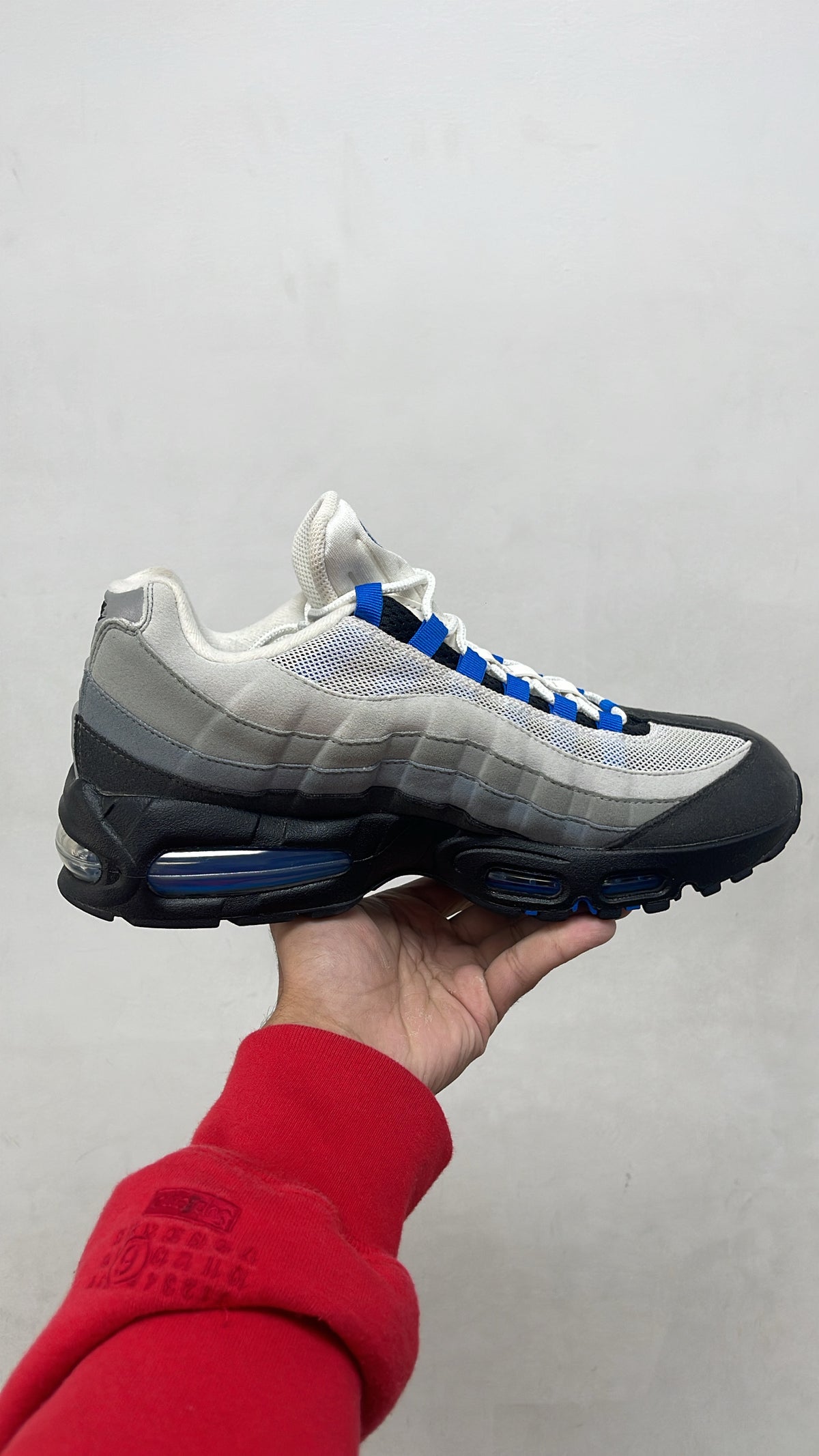 Nike AM95 Blue Spark Sneakers