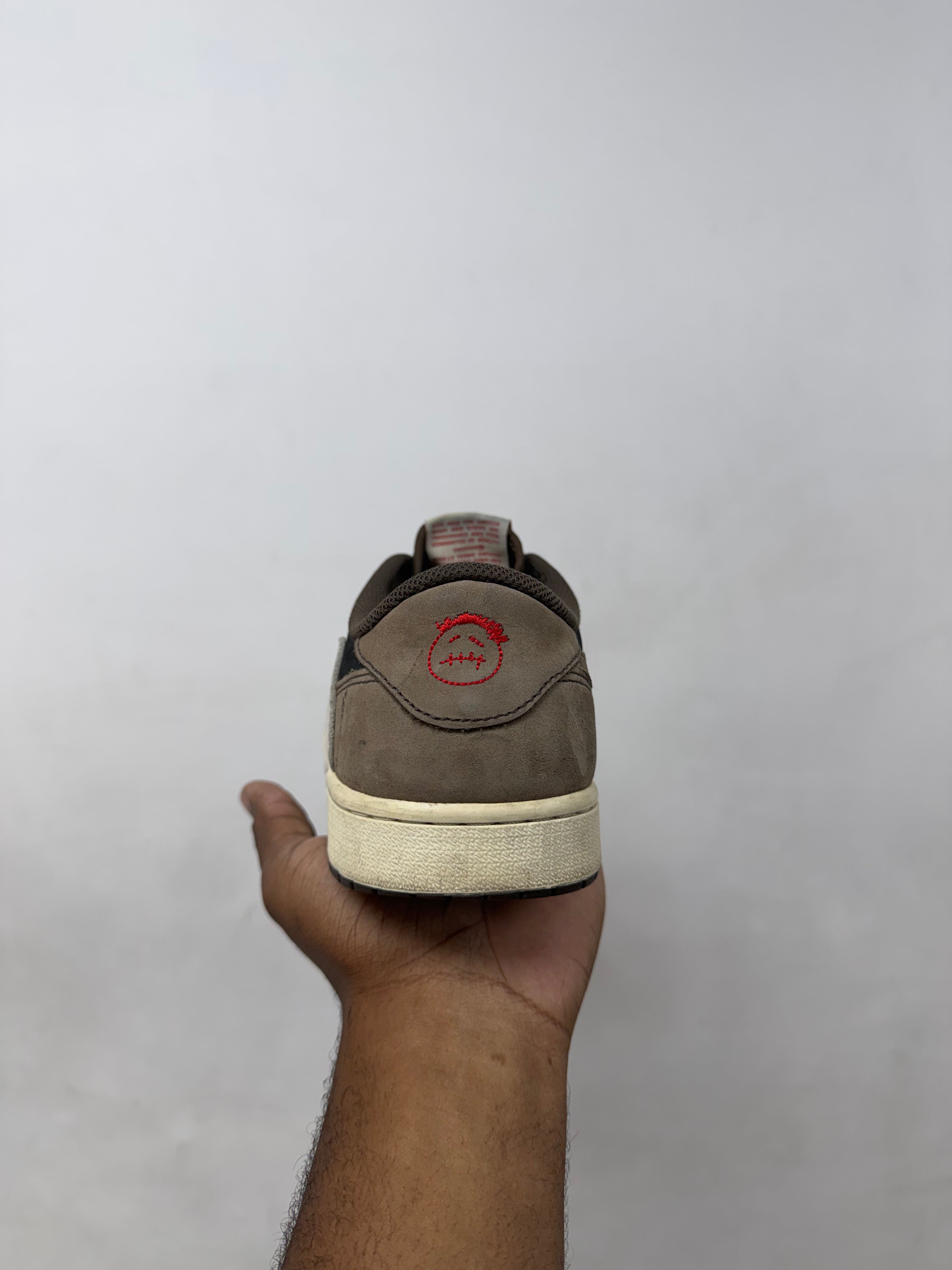 Jordan 1 Low Travis Scott Mocha Brown Sneakers