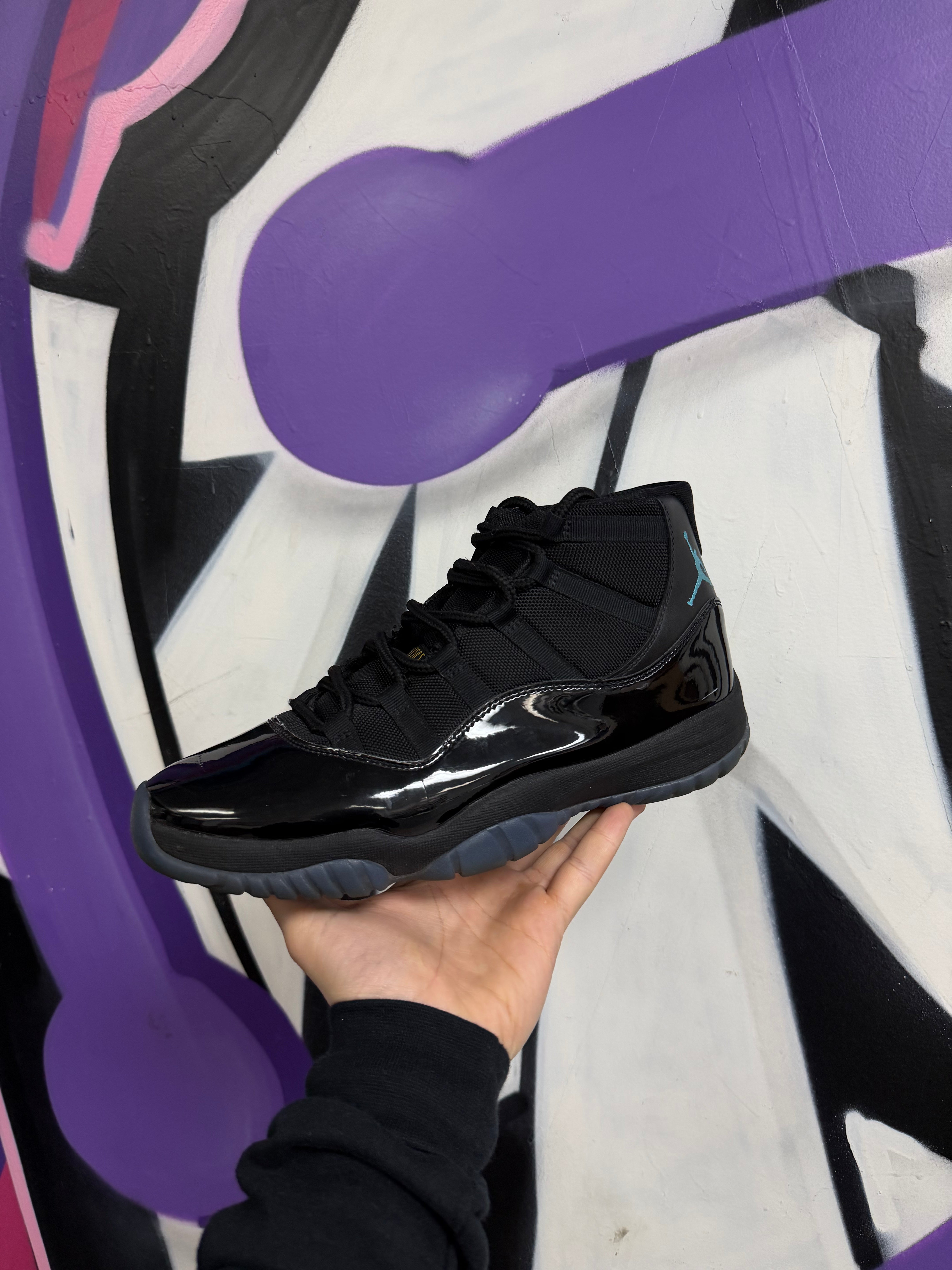 Jordan 11 Gamma Sneakers