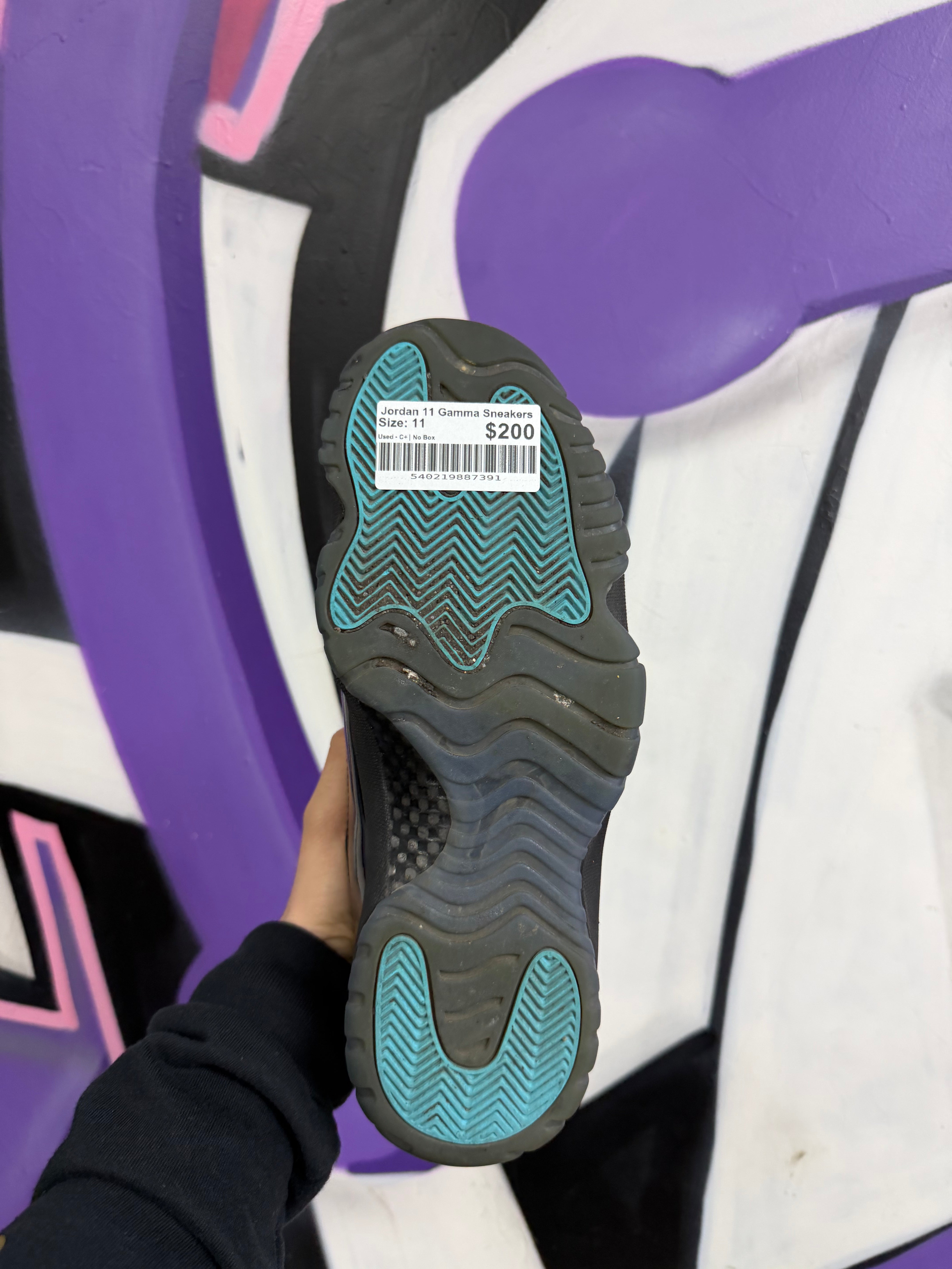 Jordan 11 Gamma Sneakers