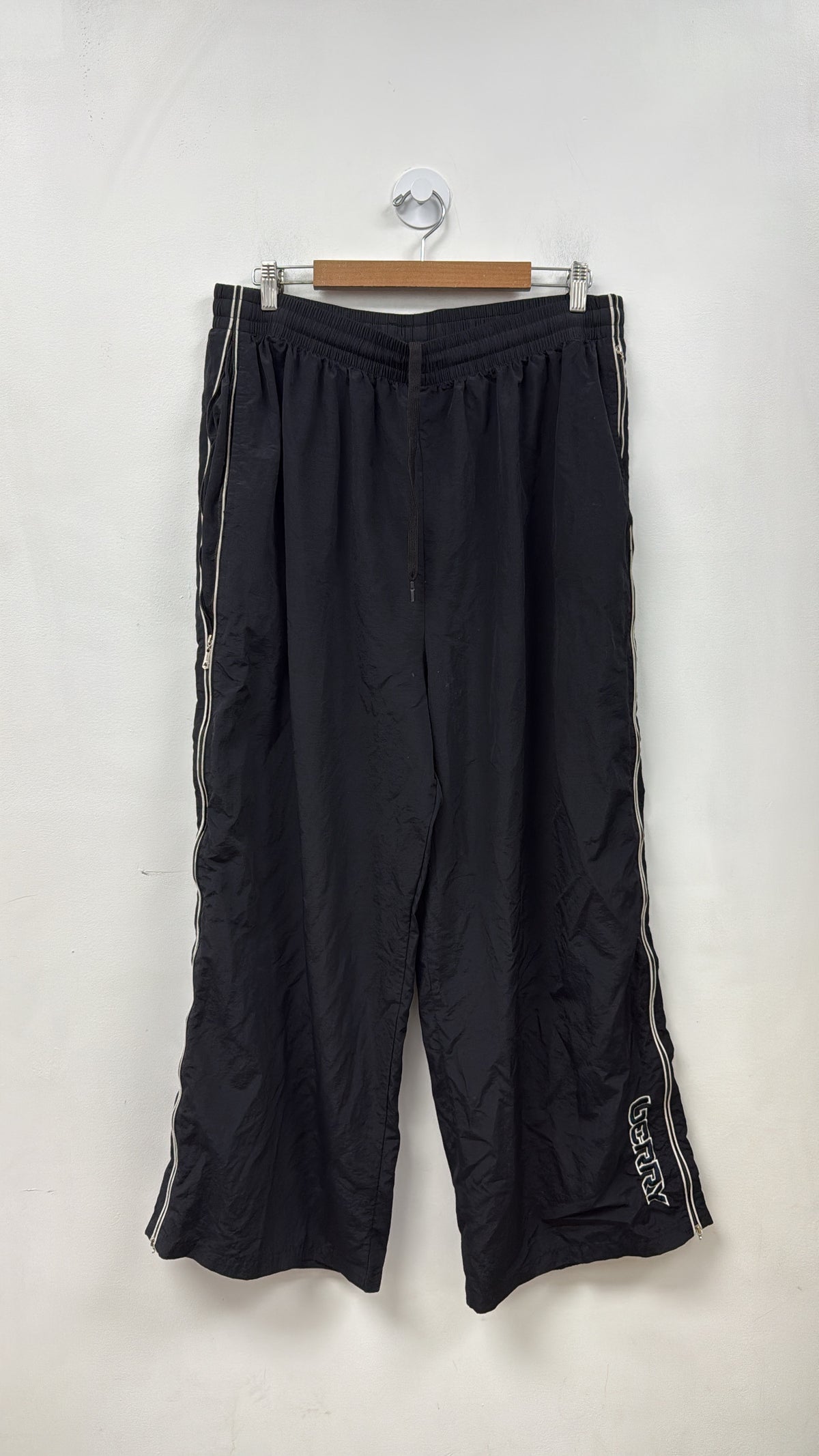 GV Gallery Raspberry Hills Black Track Pants