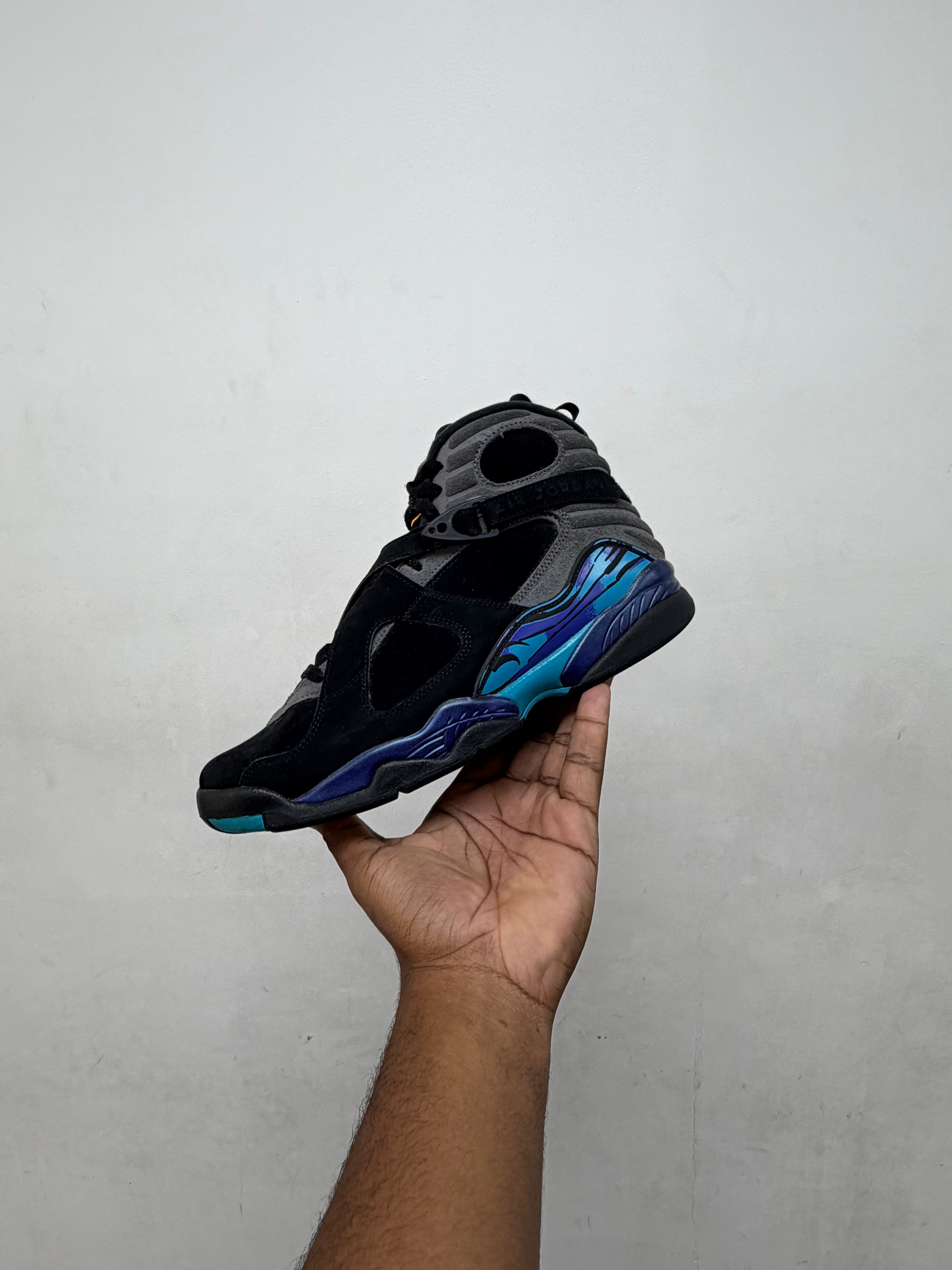 Jordan 8 Aqua Sneakers
