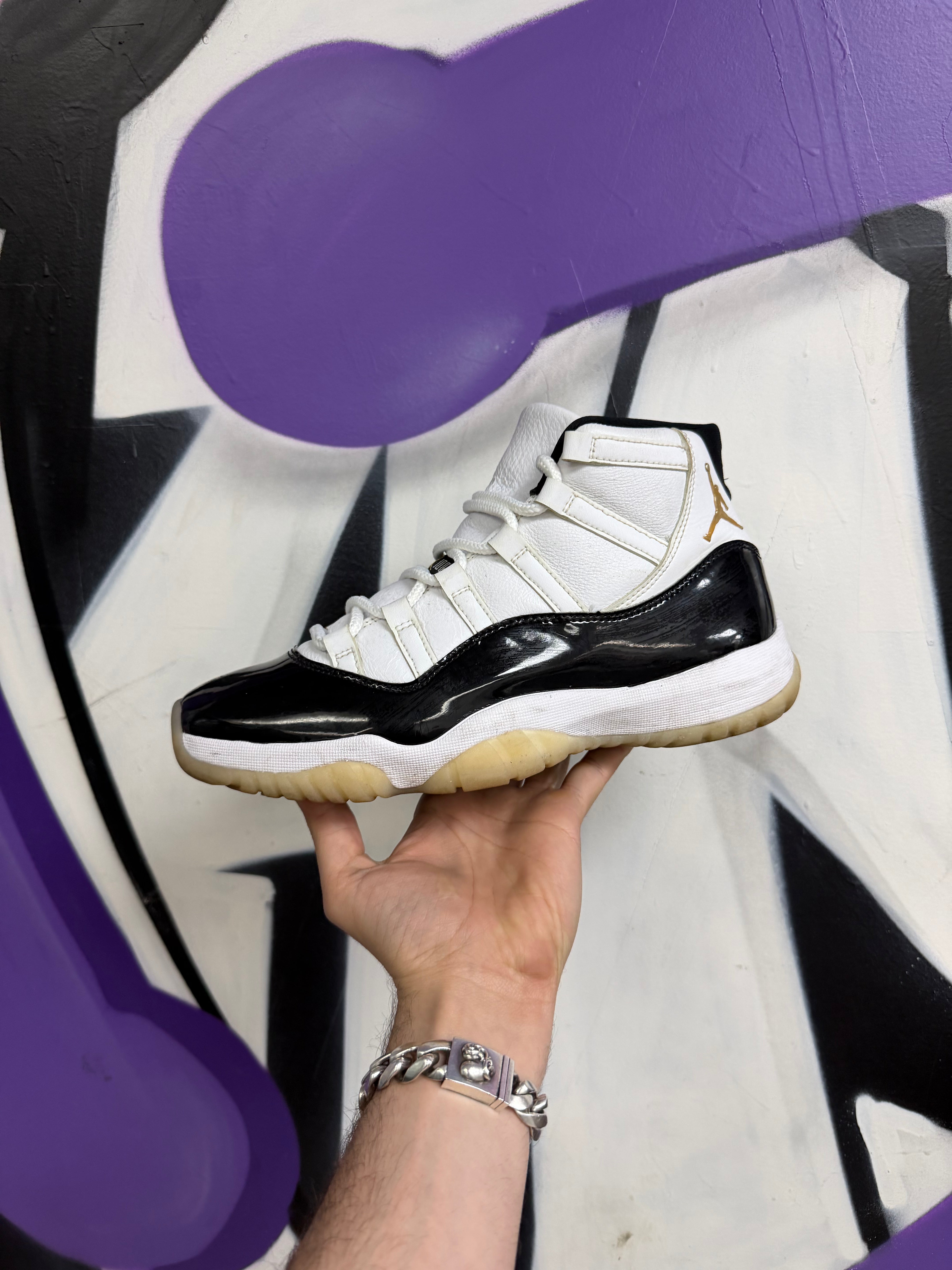 Nike Jordan 11 DMP Sneakers
