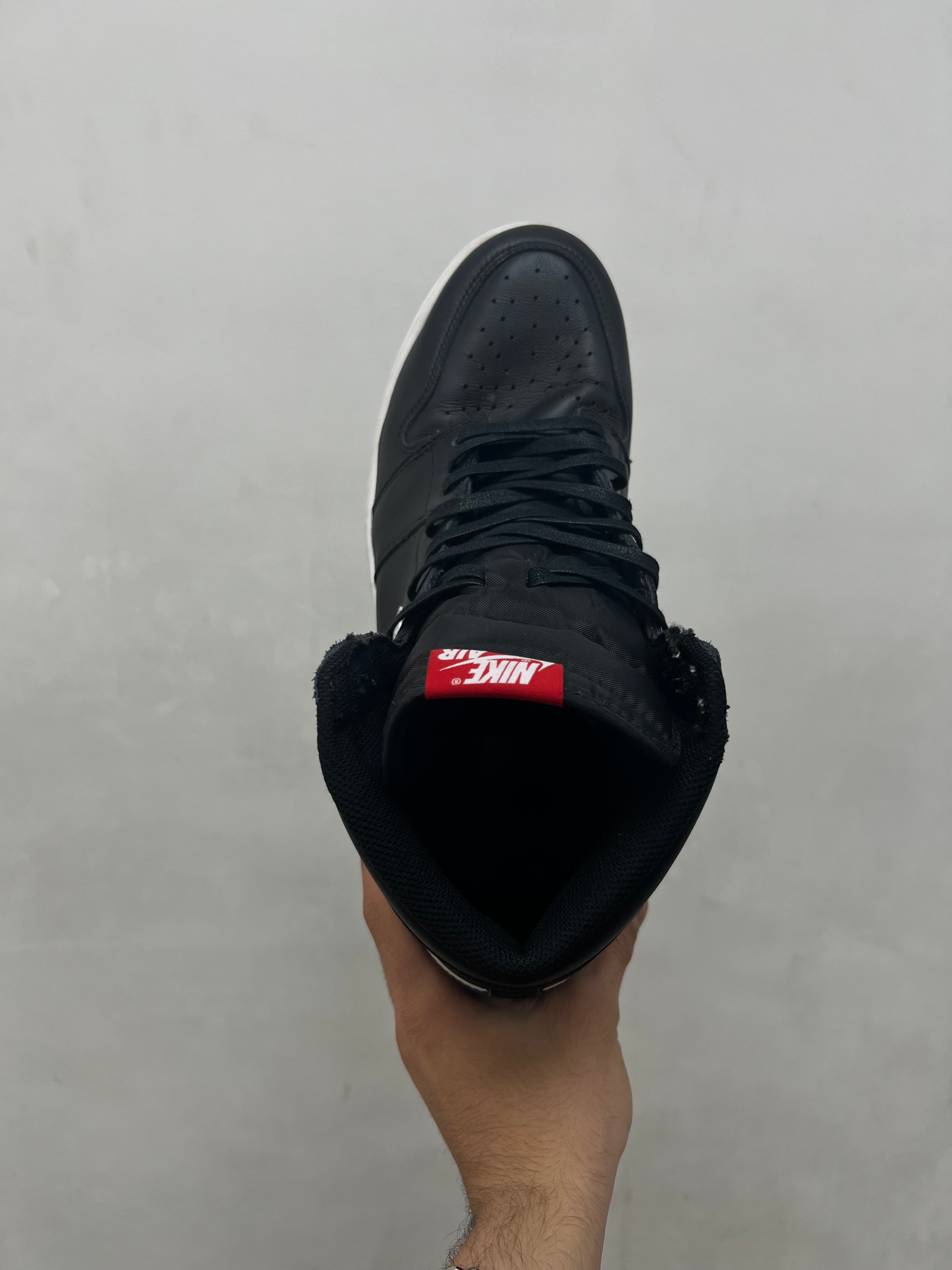 Jordan 1 Yin Yang Sneakers