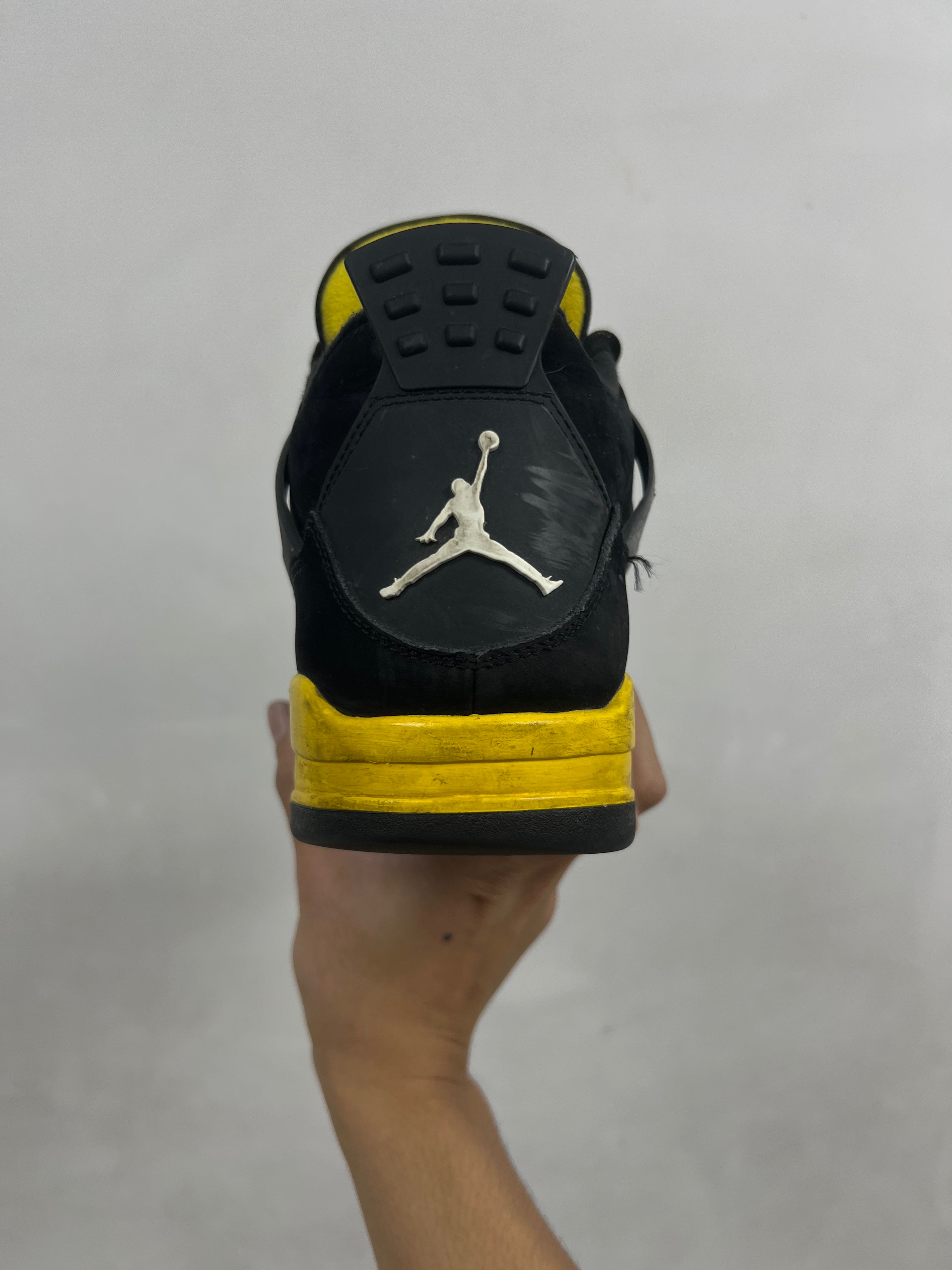 Jordan 4 Yellow Thunder Sneakers