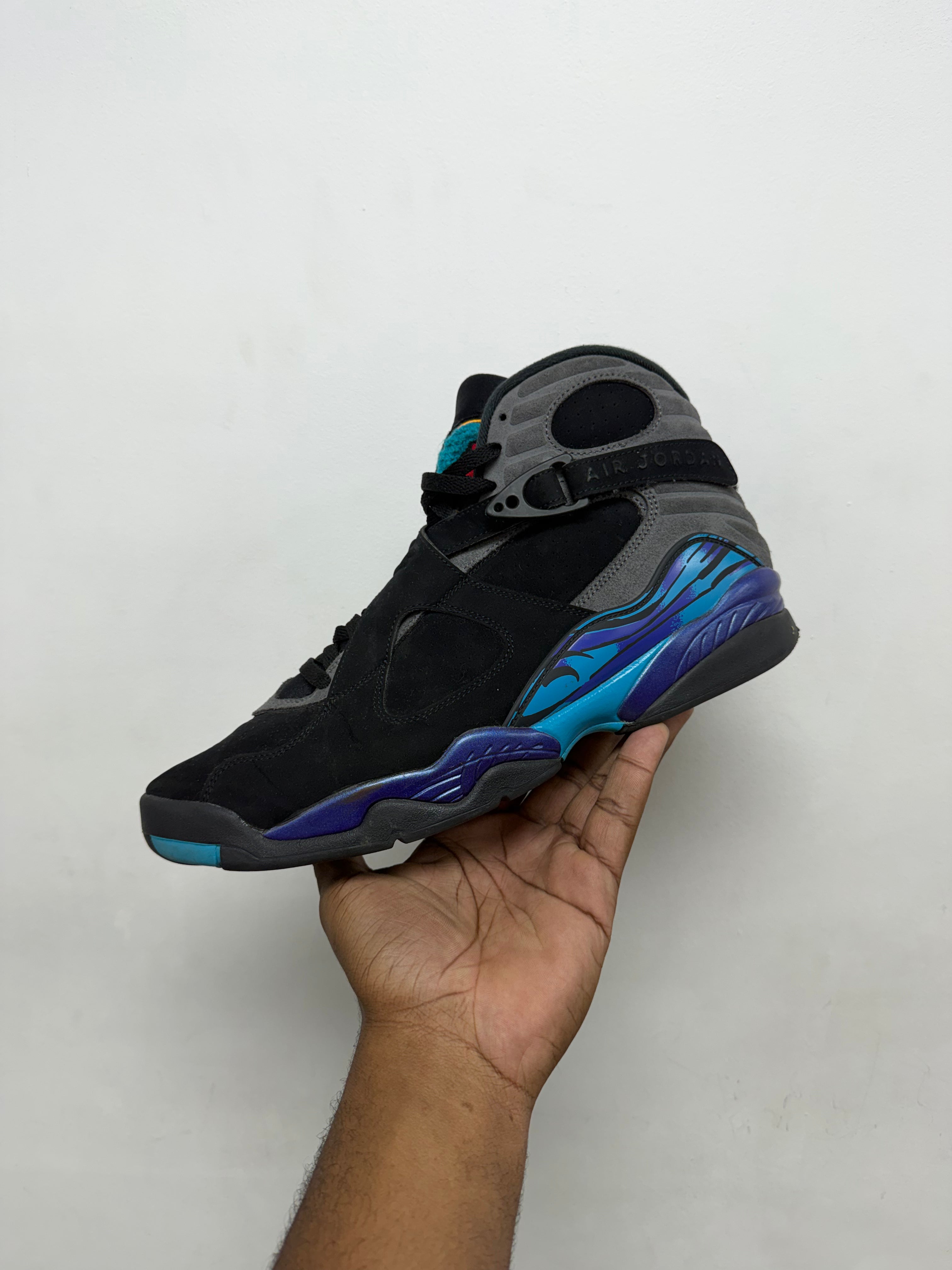 Jordan 8 Aqua Sneakers