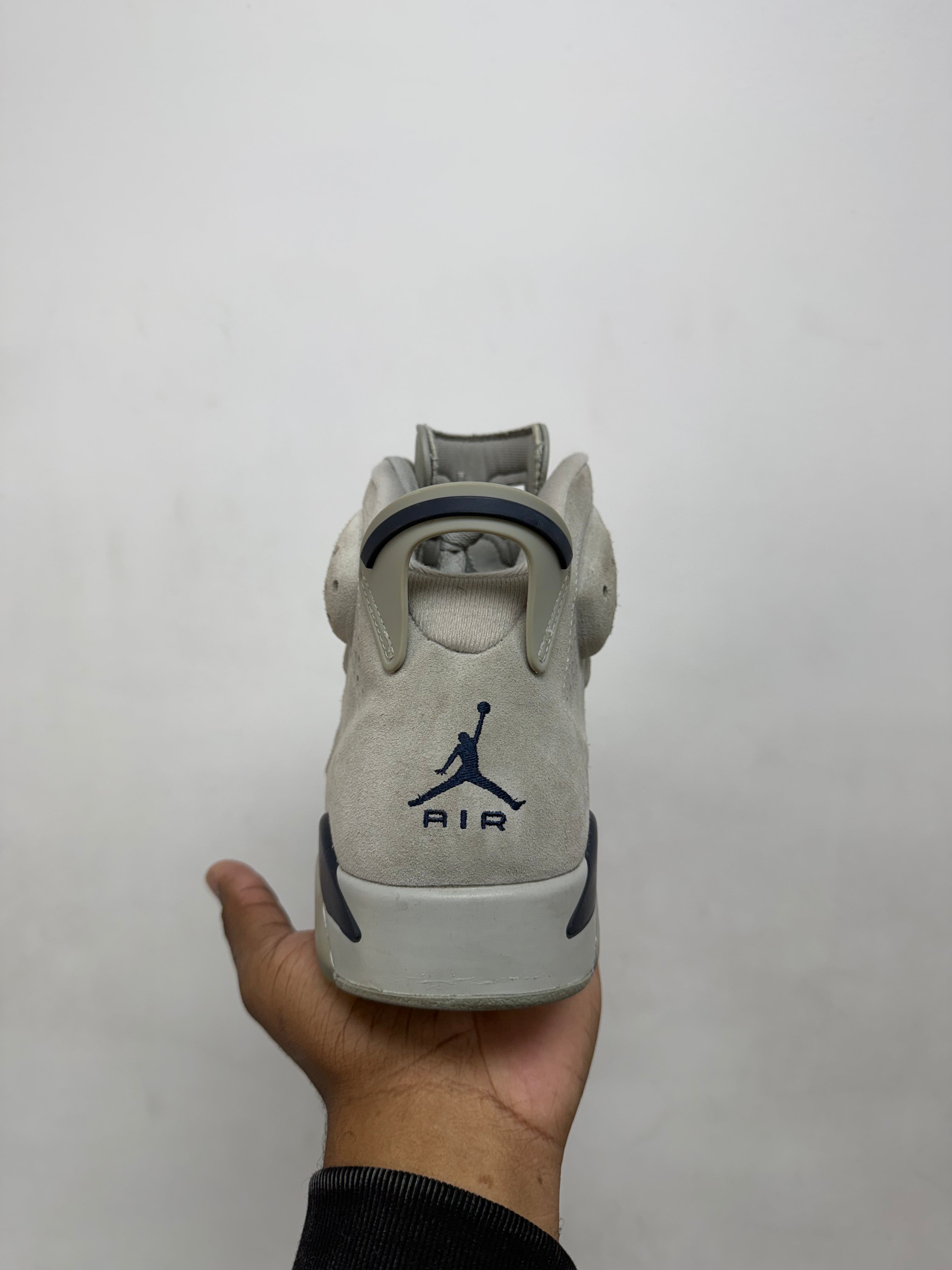 Jordan 6 Georgetown Sneakers