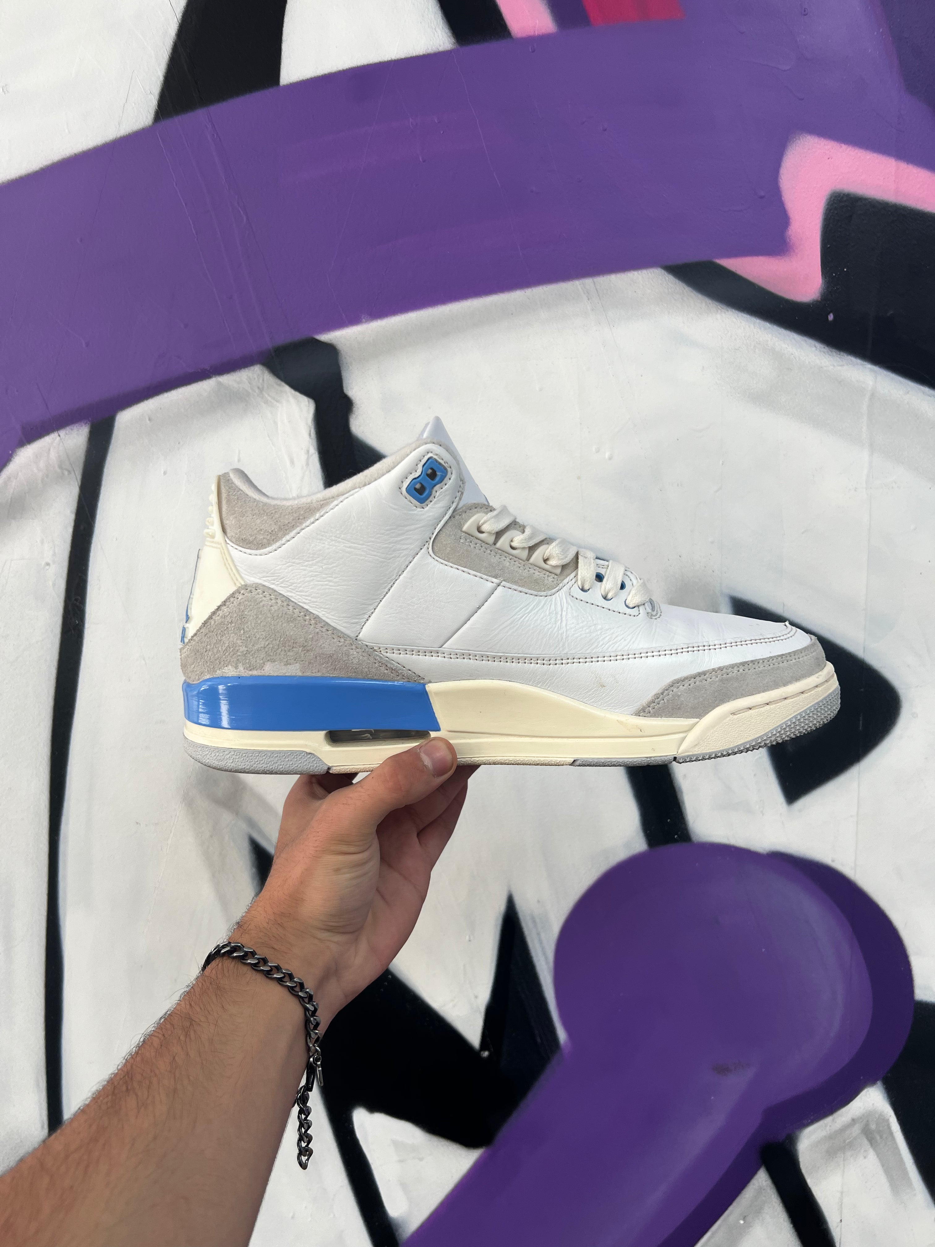 Jordan 3 Lucky Shorts Sneakers