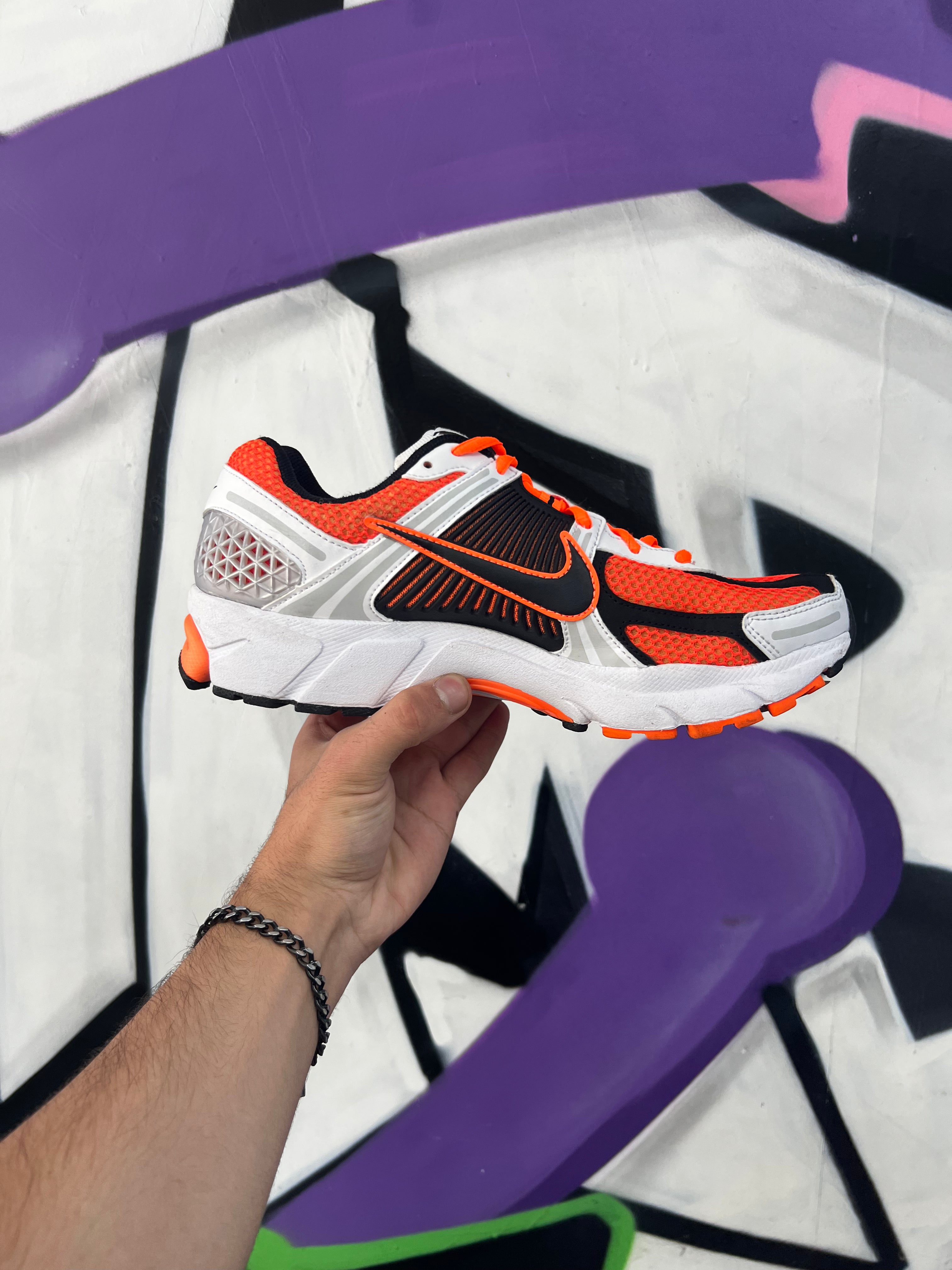 Nike Zoom Vomero 5 Total Orange Sneakers