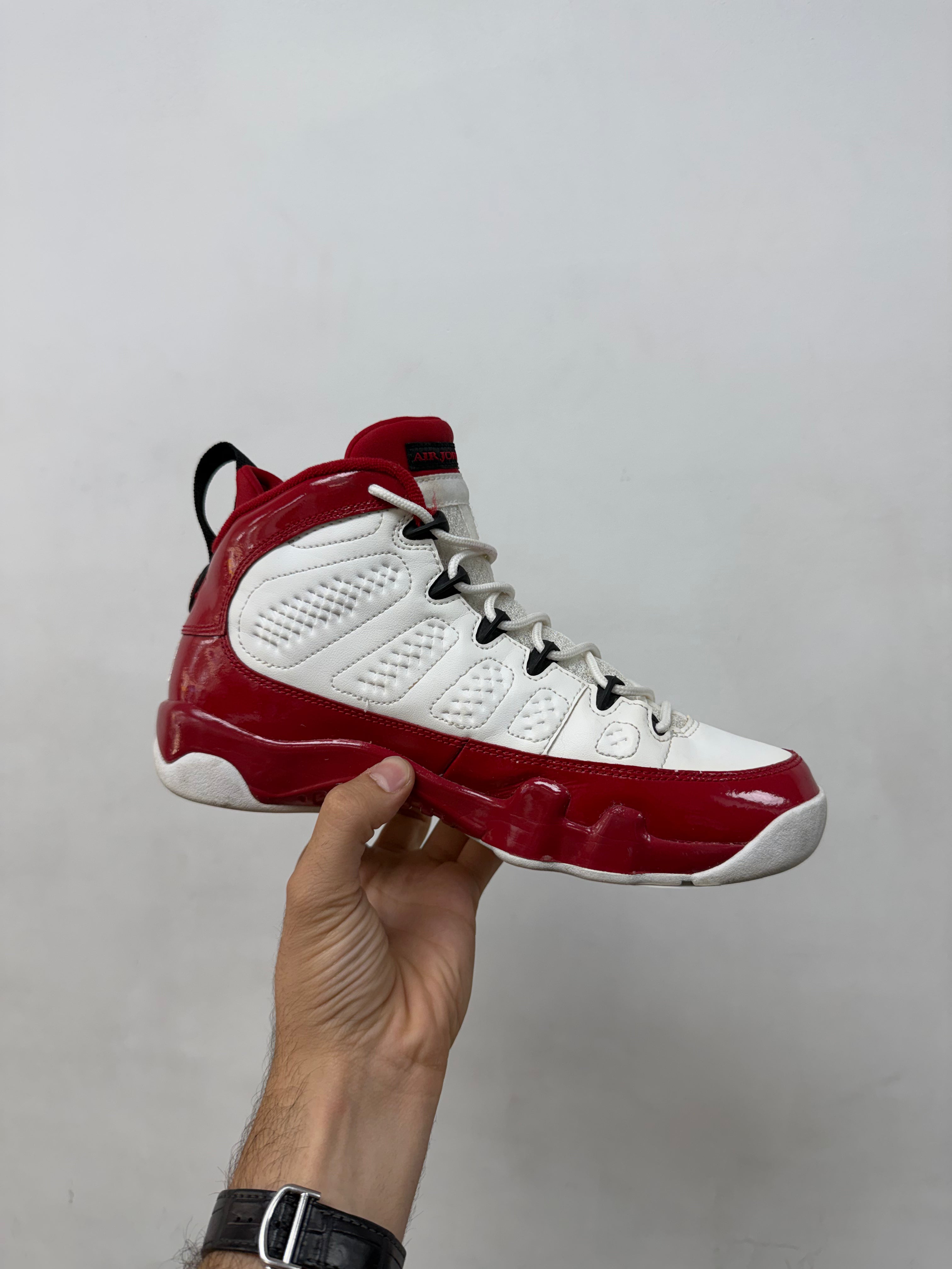 Jordan 9 Gym Red Sneakers