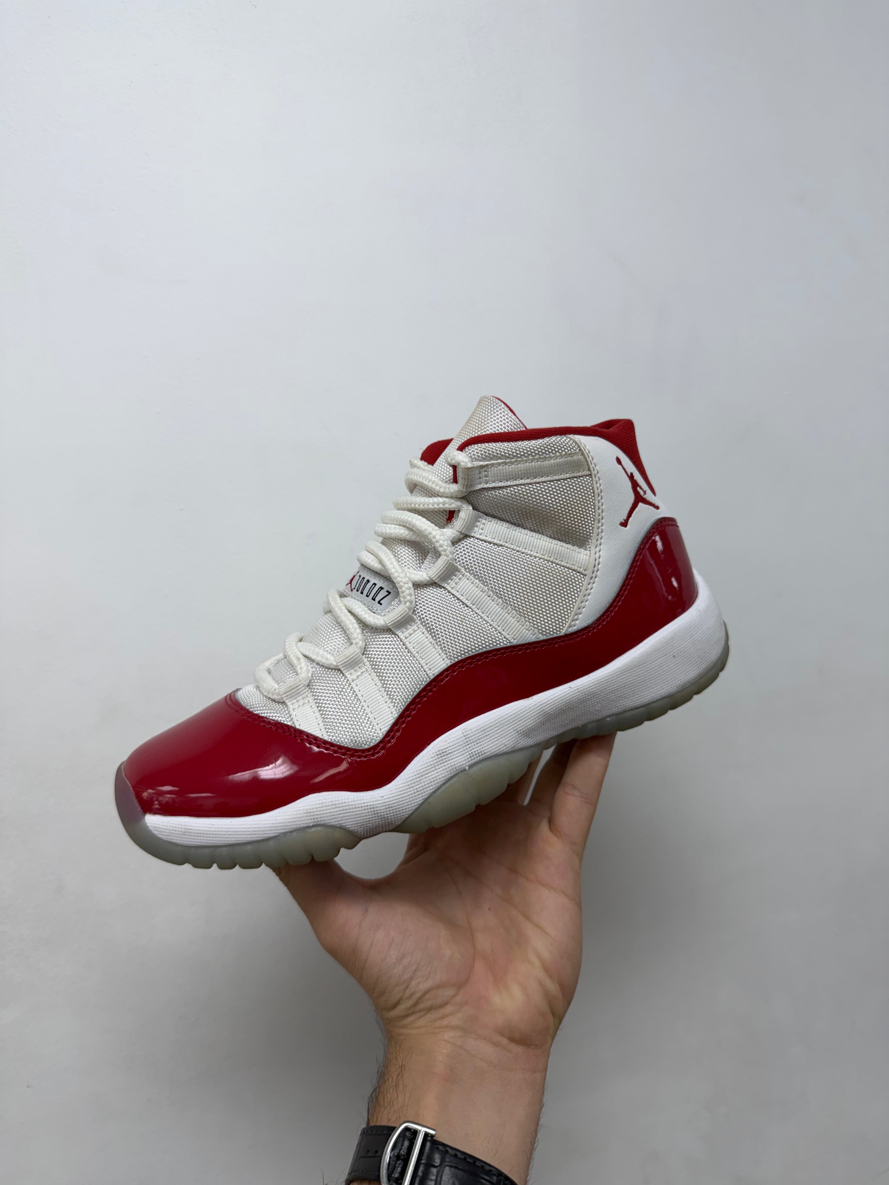 Jordan 11 Cherry Sneakers