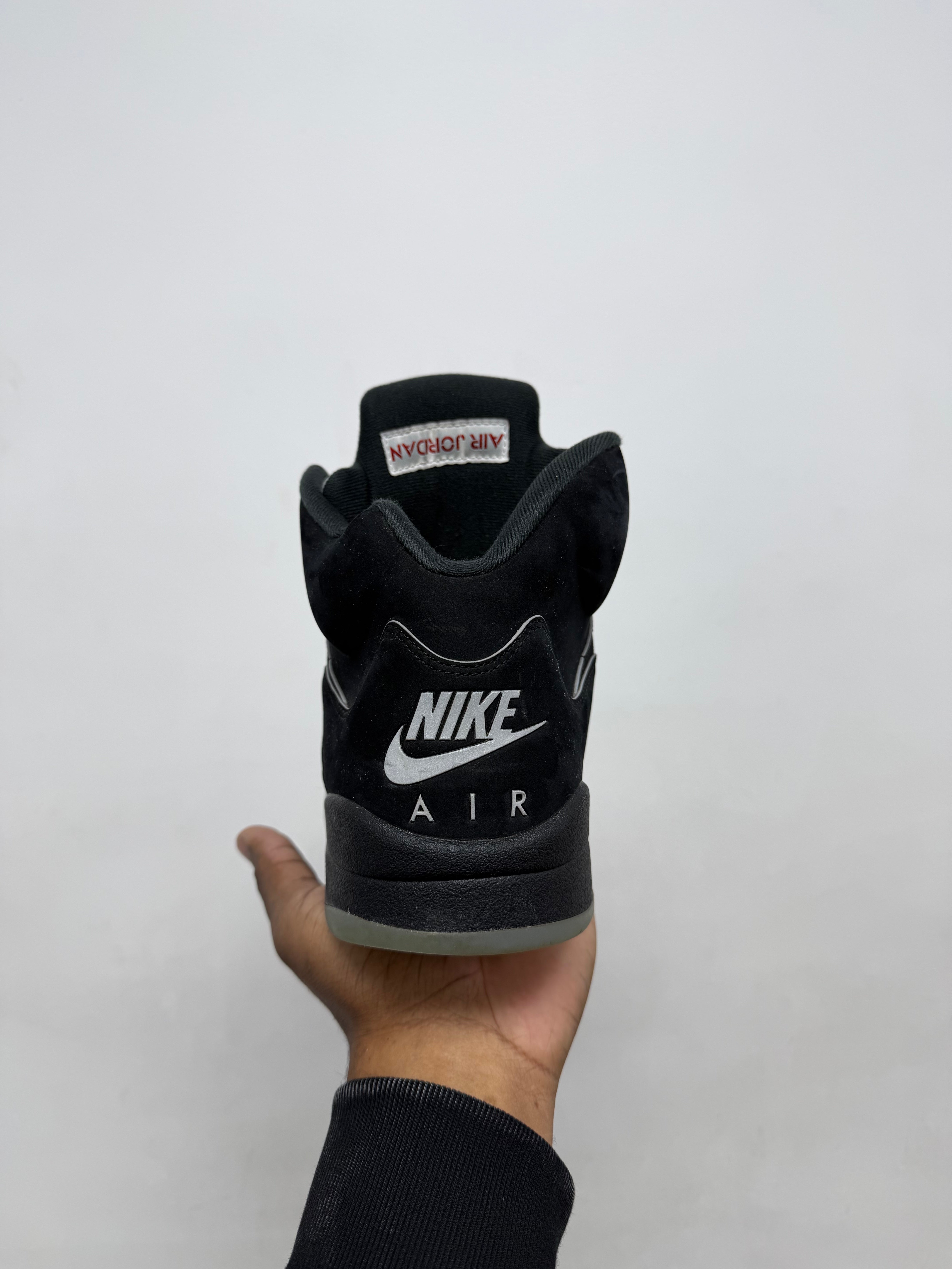 Jordan 5 Black Metallic Sneakers