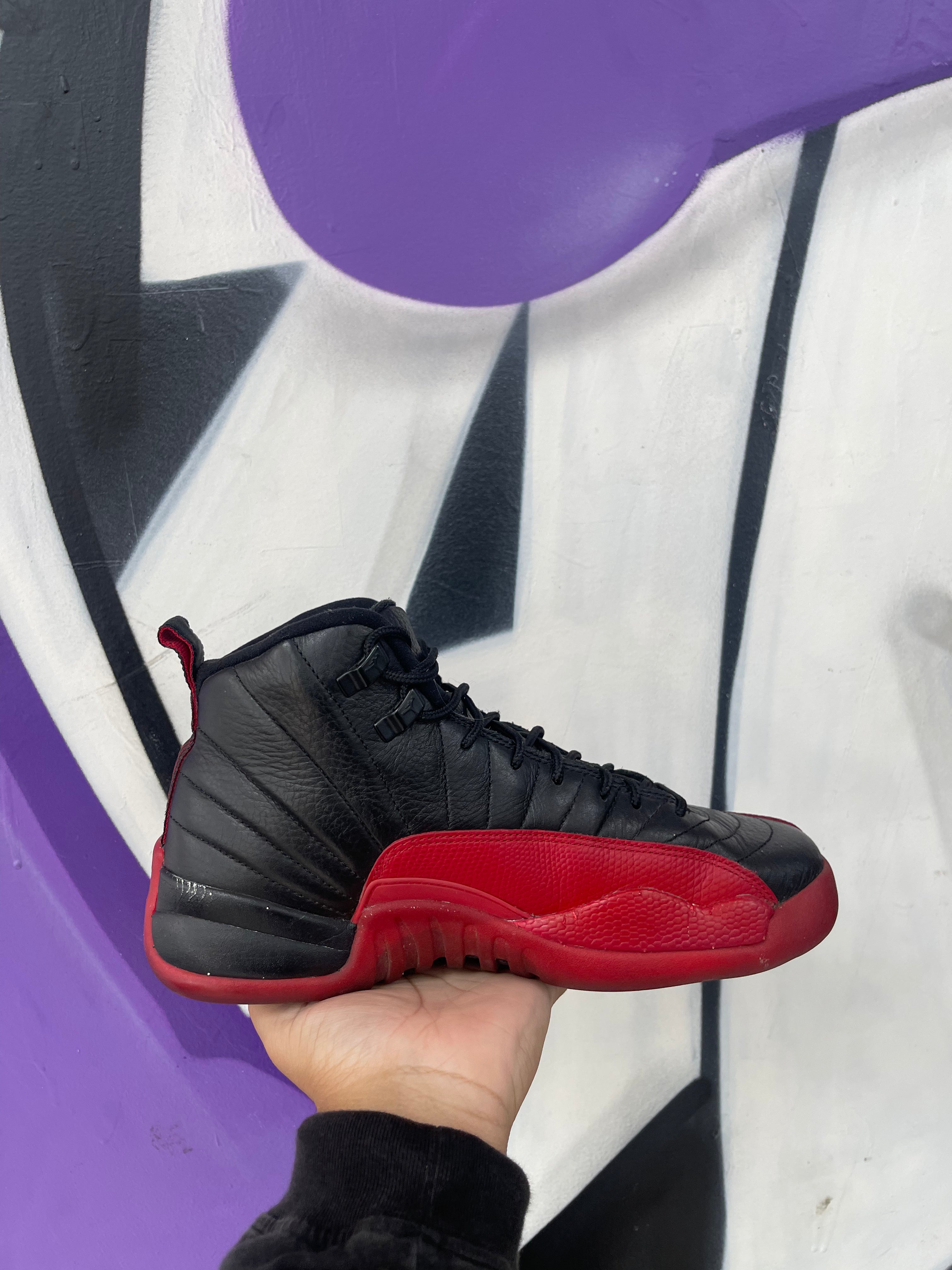 Jordan 12 Flu Game (2015) Sneakers