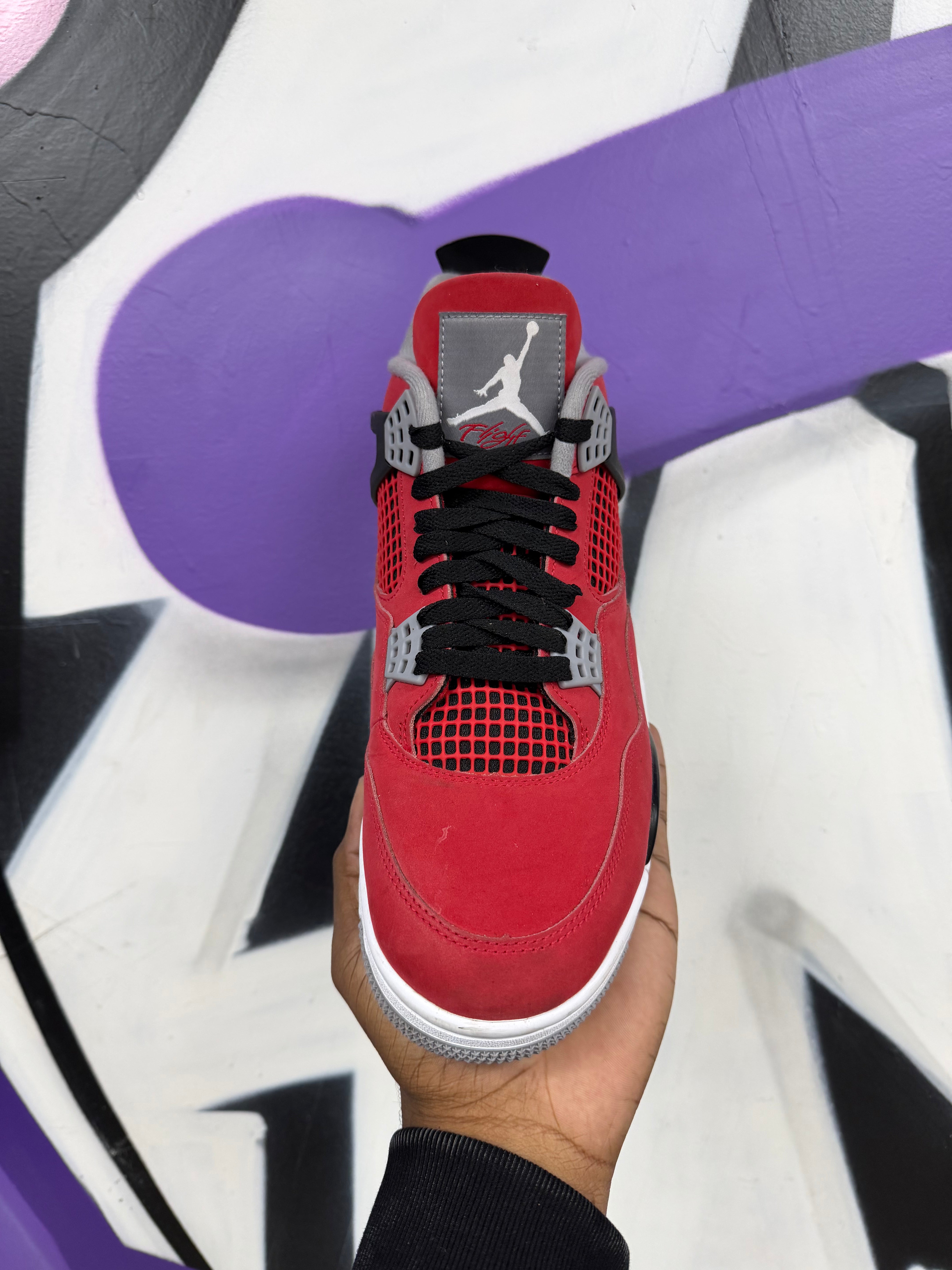 Jordan 4 Toro Sneakers