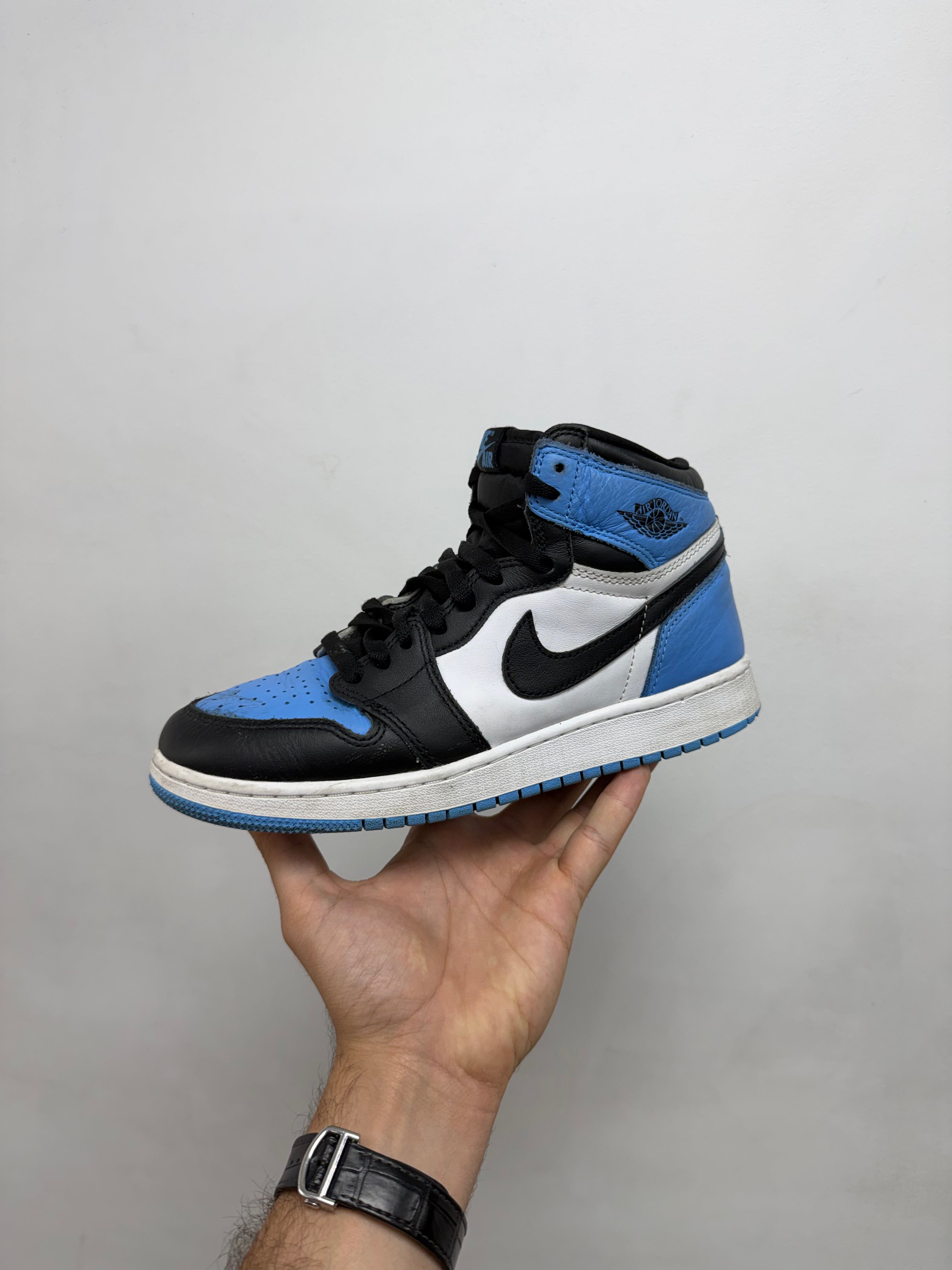 Jordan 1 UNC Toe Sneakers