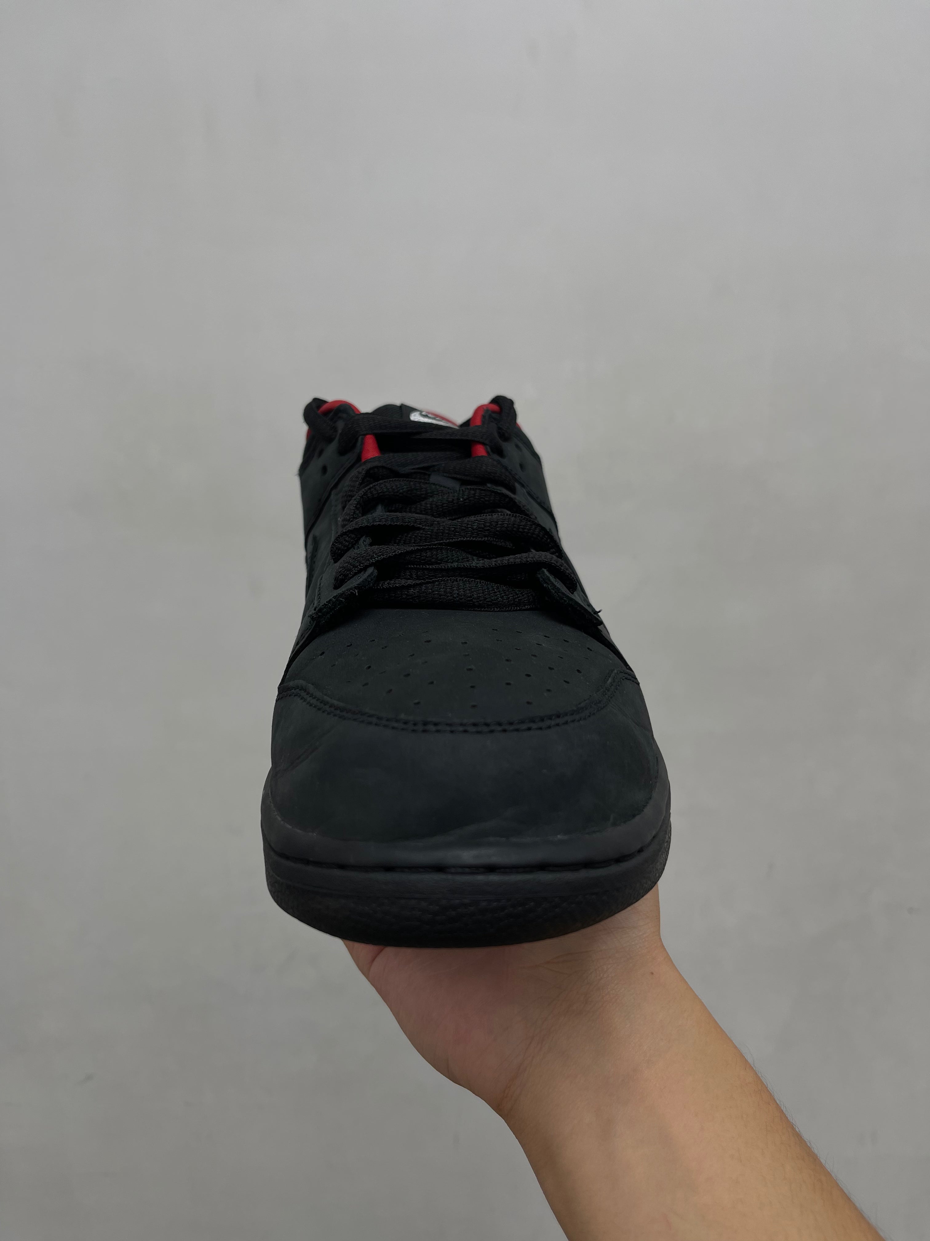 Nike SB Dunk Low Supreme 94 Sneakers