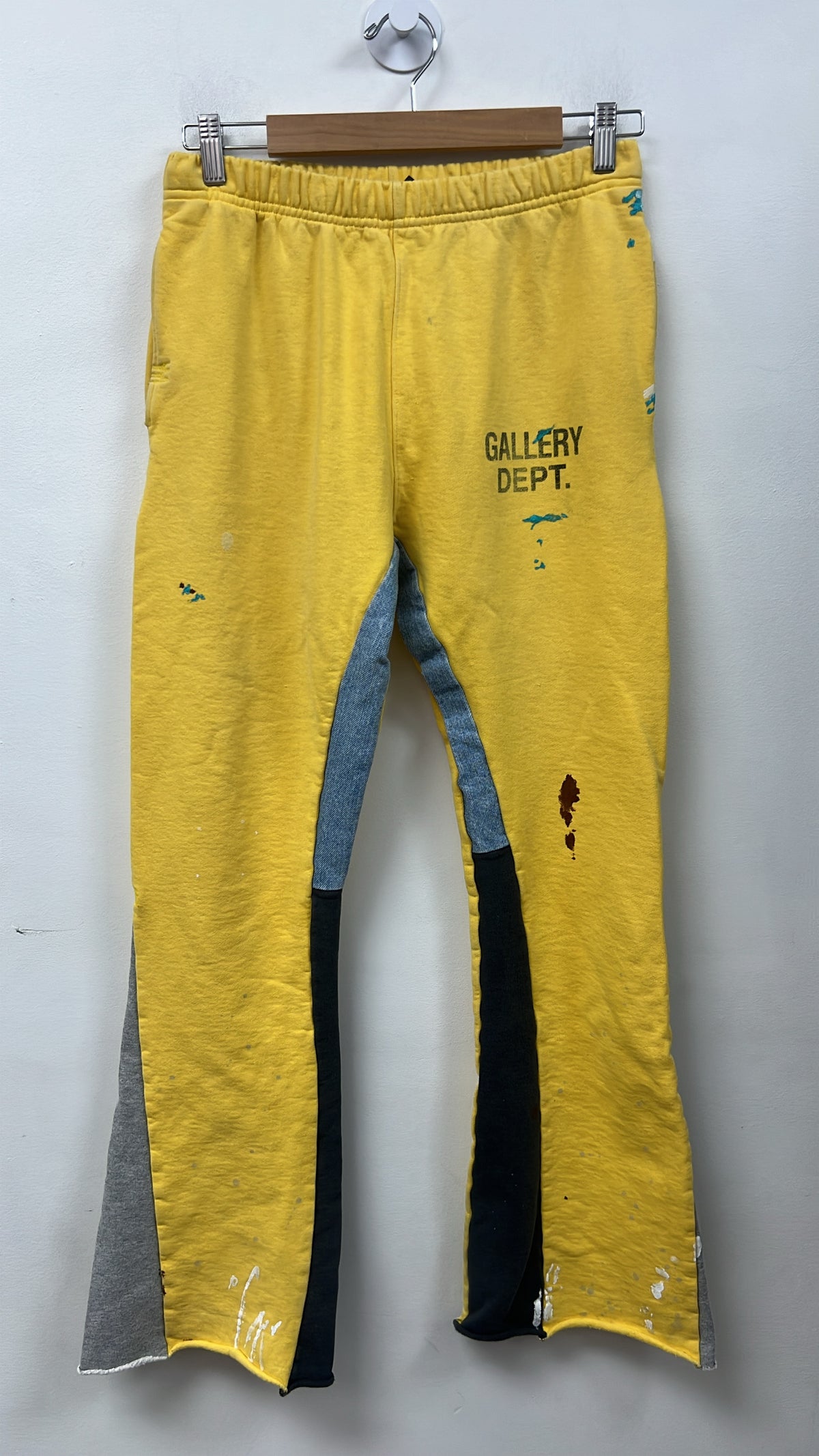 Gallery Dept Yellow Paint Flare Sweats