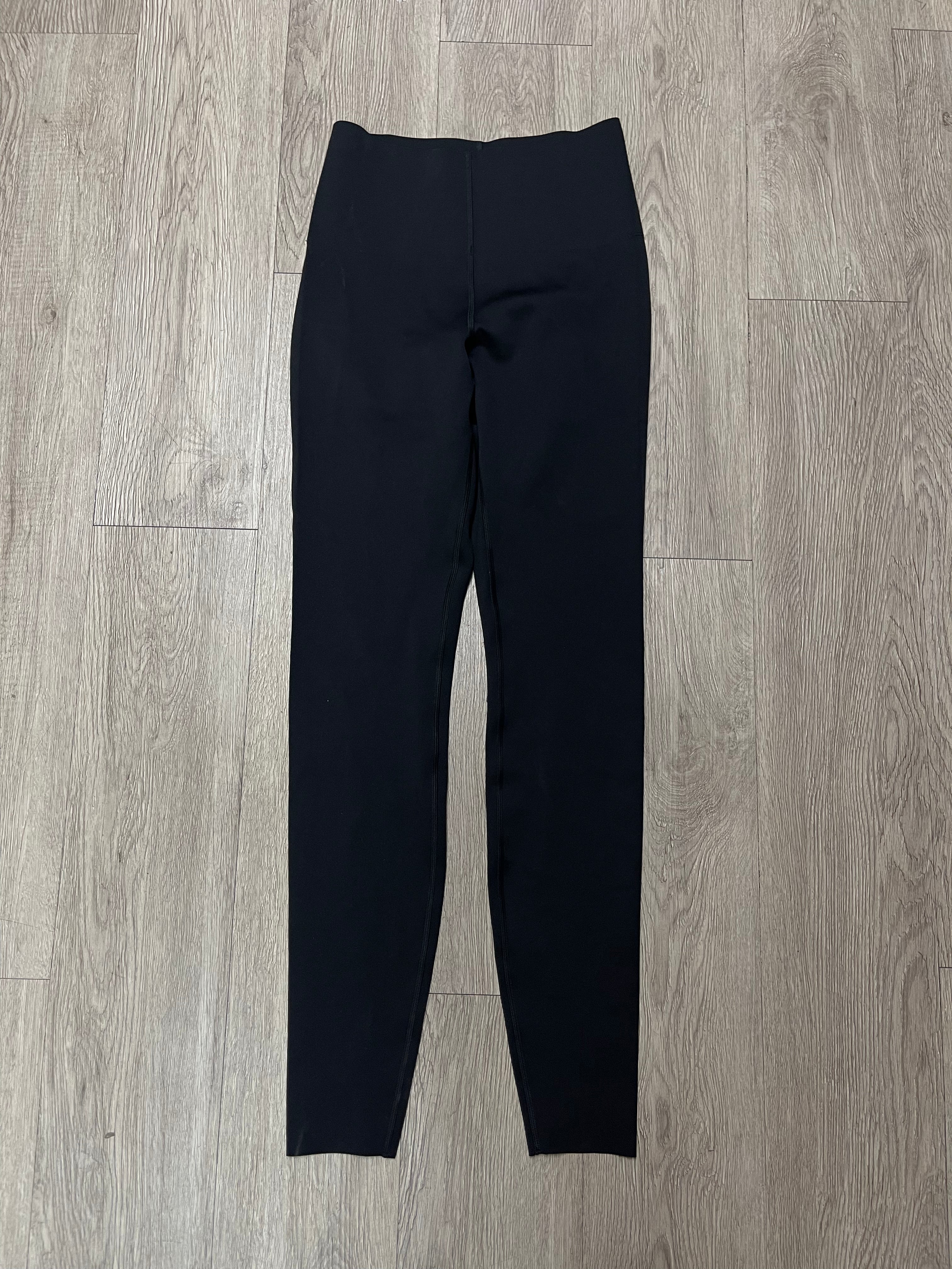 Lululemon Black Glow Up HR 25" (6) Tights