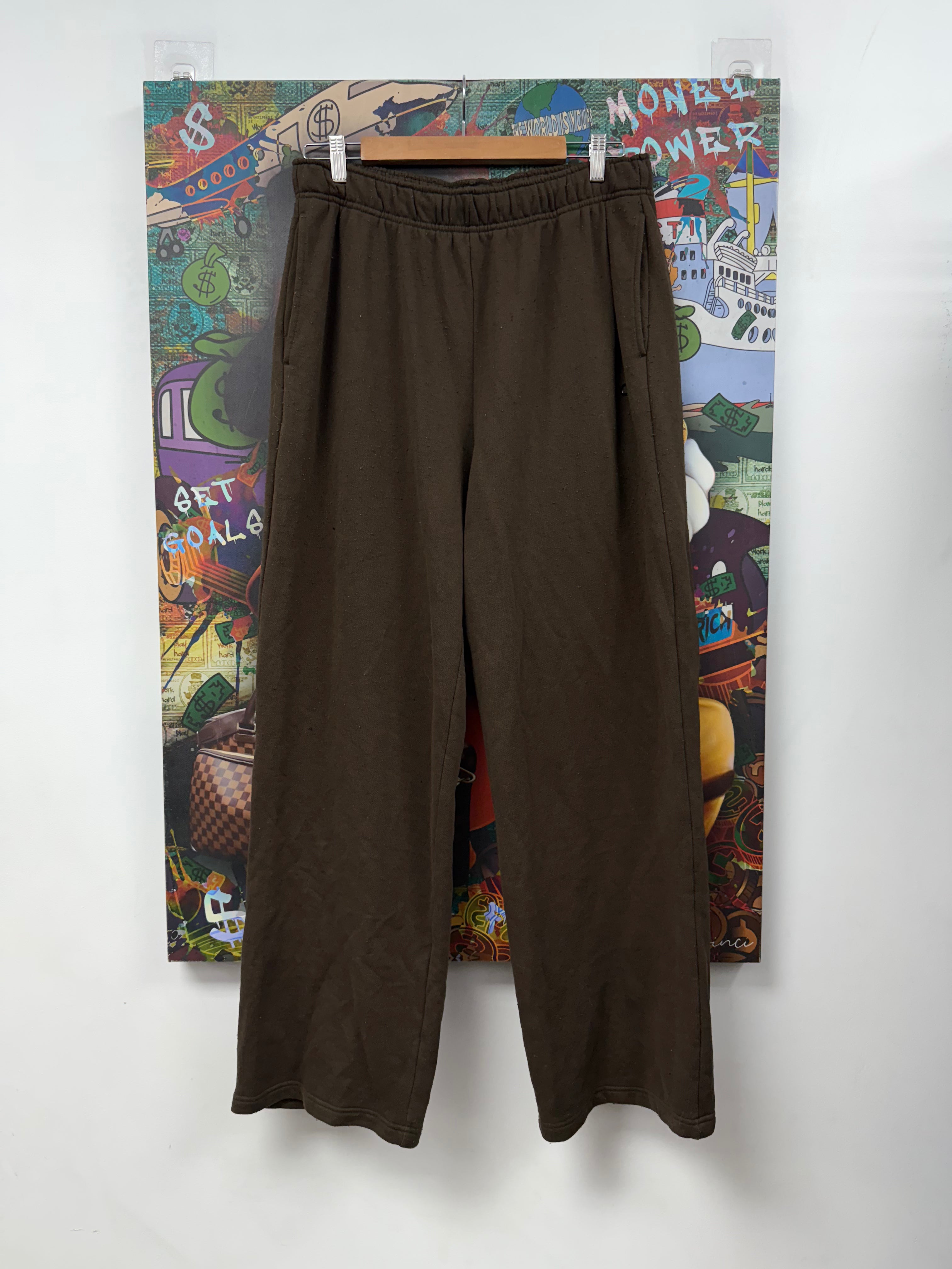 ALO Brown Accolade Sweats