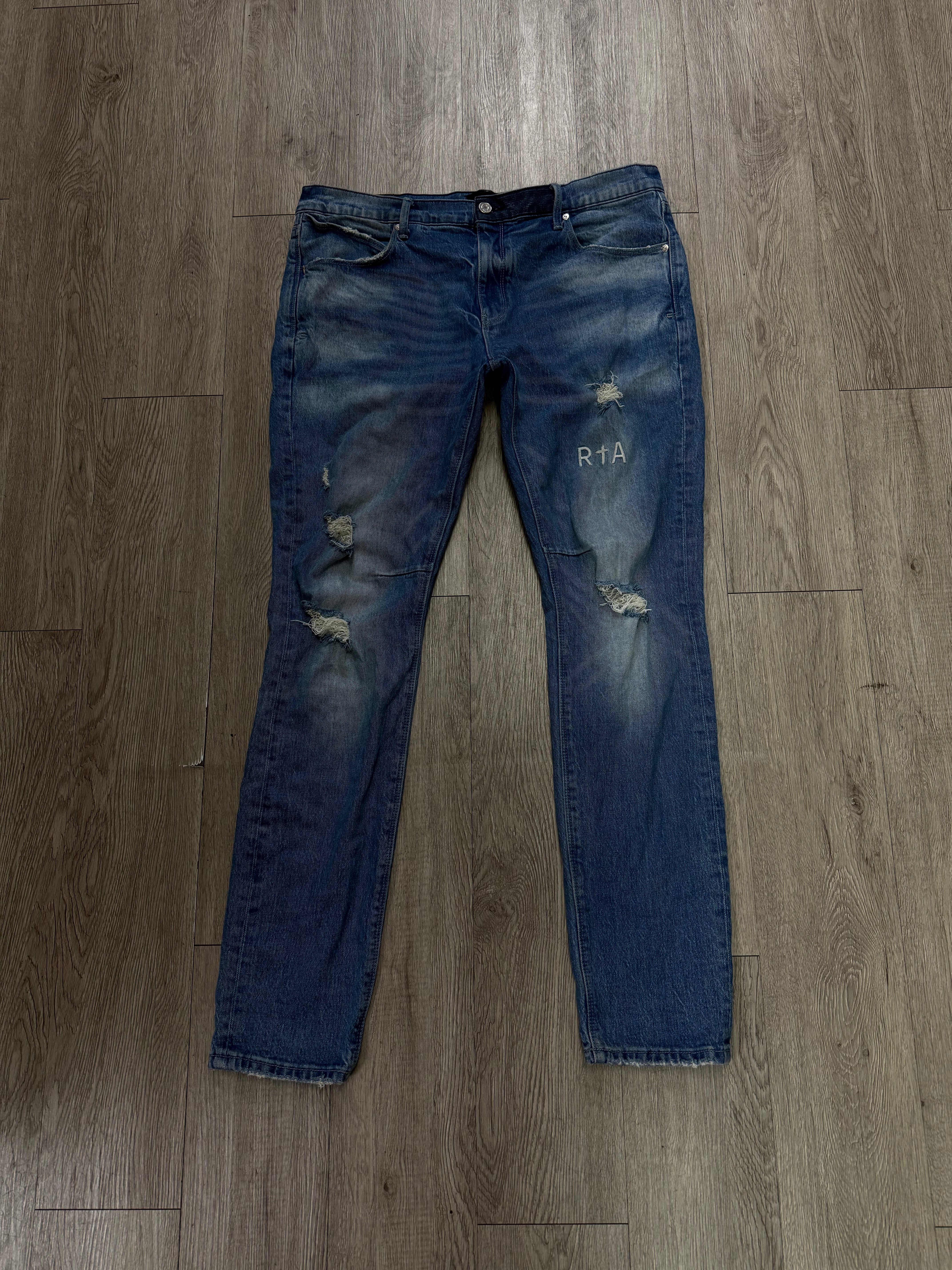 RTA Light Wash White Jeans